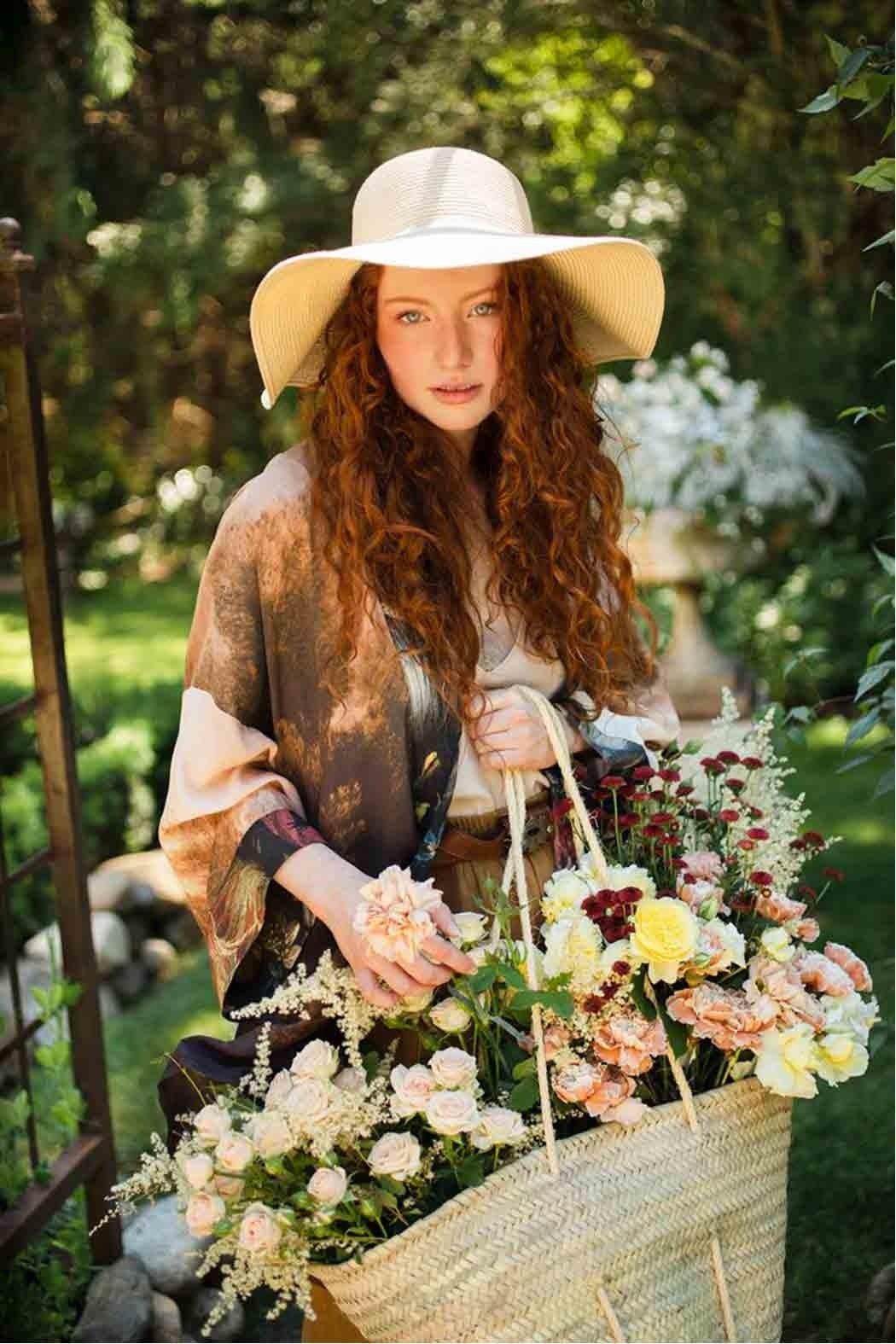 The Artist Kimono Product Image