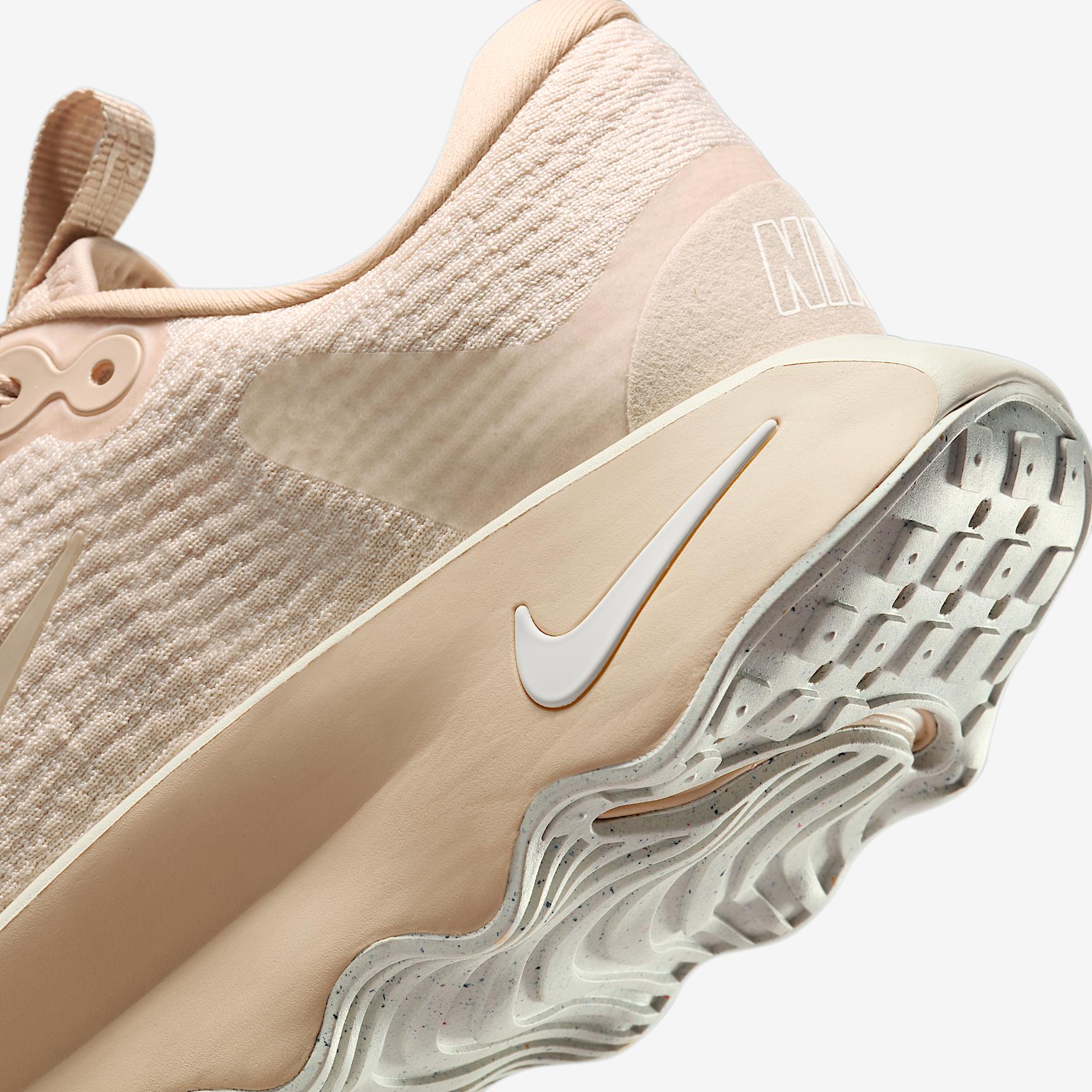 Nike Womens Motiva Walking Shoes | DV1238-110 Product Image