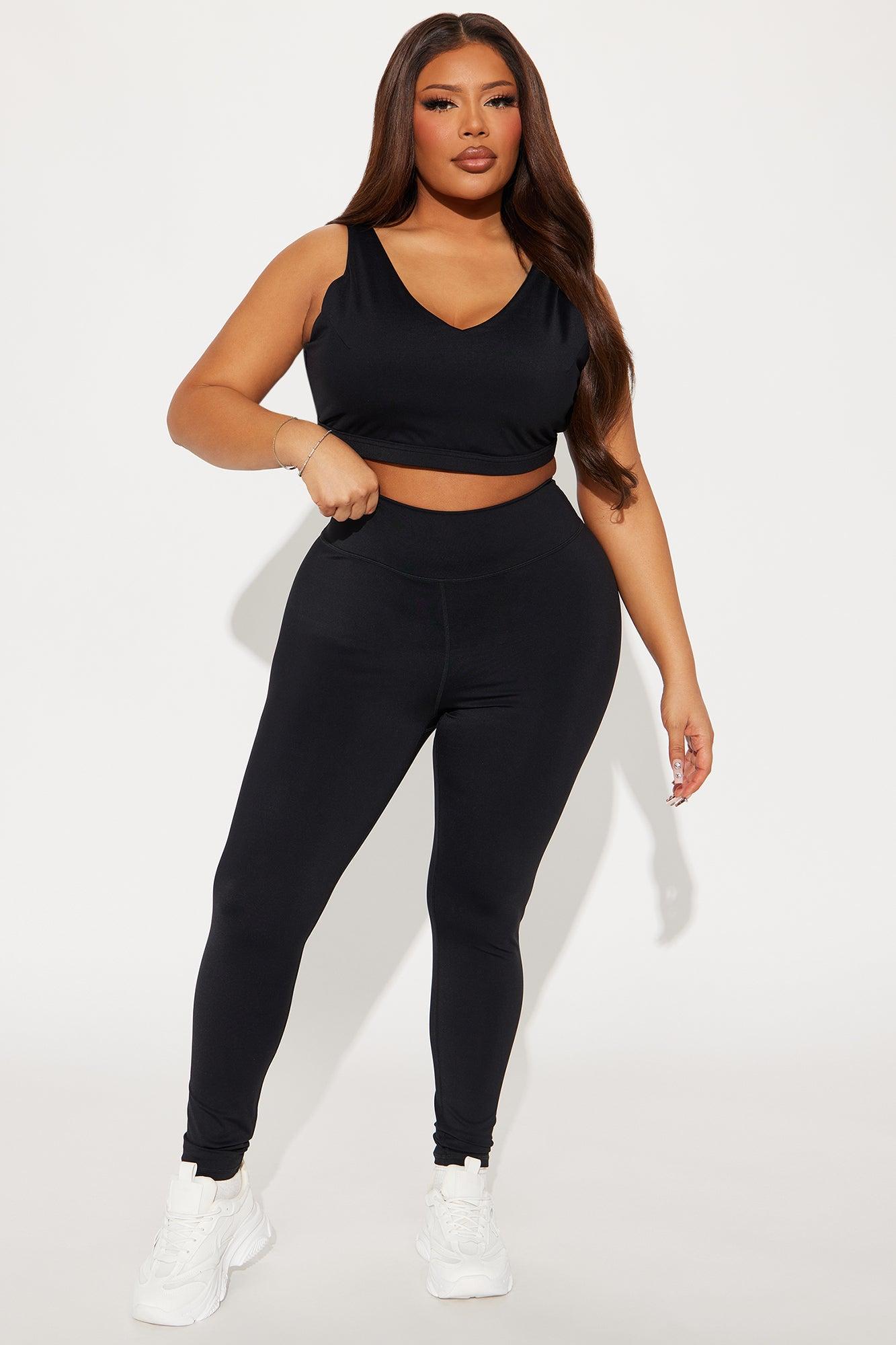 Core Cadence Sports Bra - Black Product Image