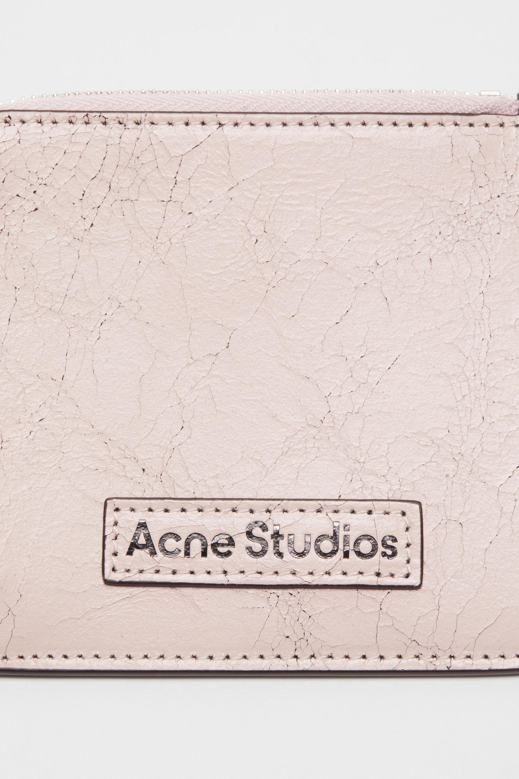 Zip leather wallet Product Image