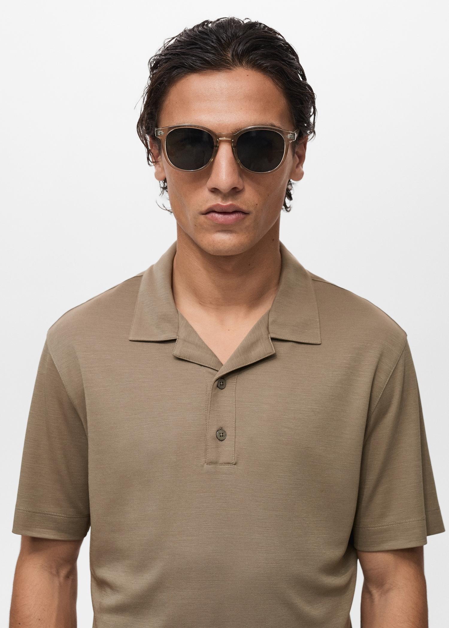 Lyocell polo shirt with bowling collar - Men | MANGO USA Product Image