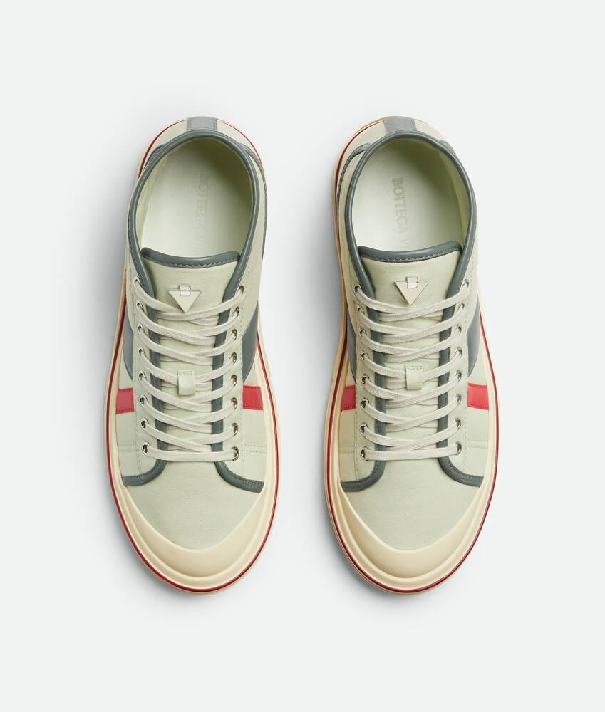 Men's Eliot Sneaker in White jade/aloe Product Image