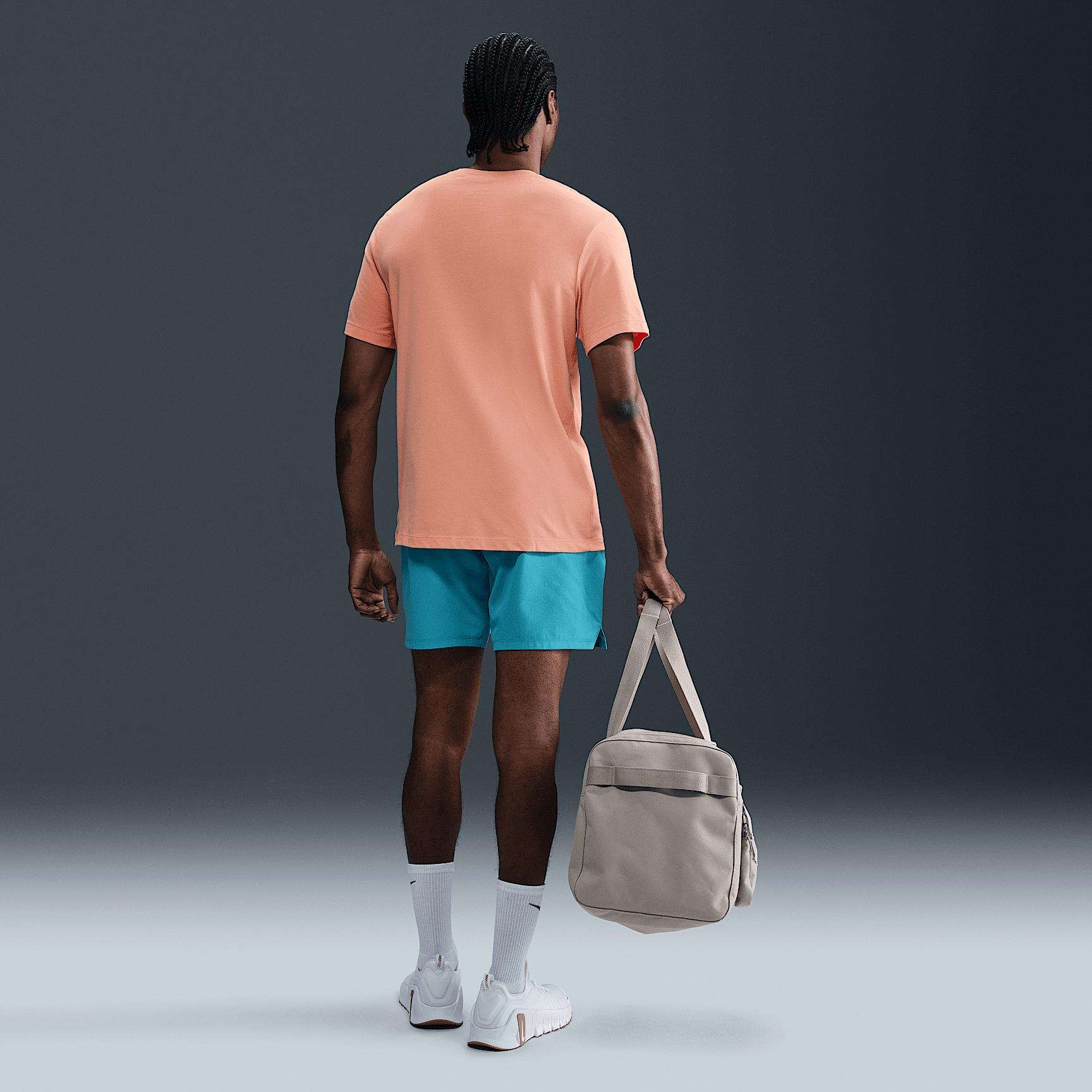 Nike Men's Dri-FIT Fitness T-Shirt Product Image