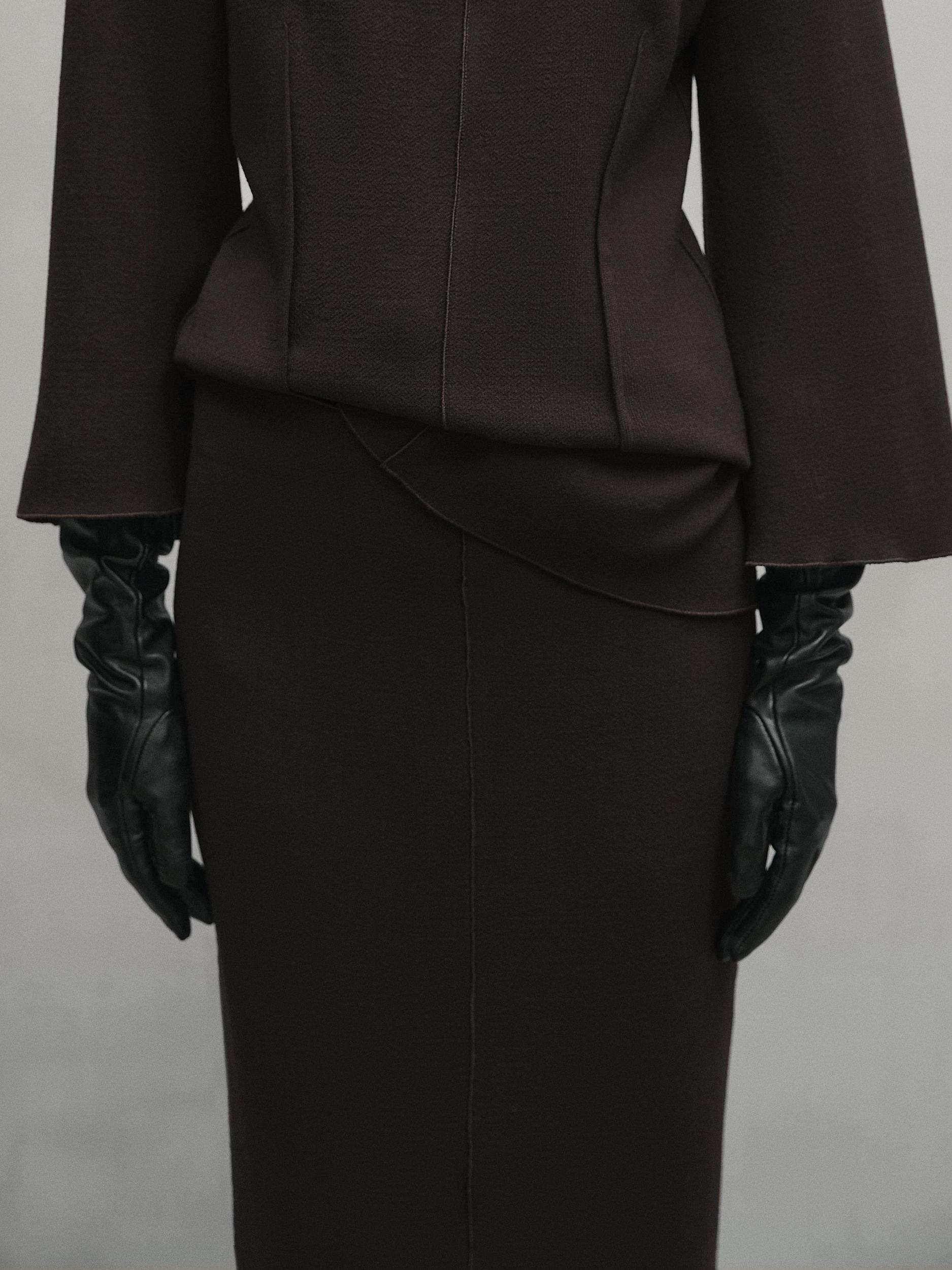 Pleated midi skirt with seam details - Studio Product Image