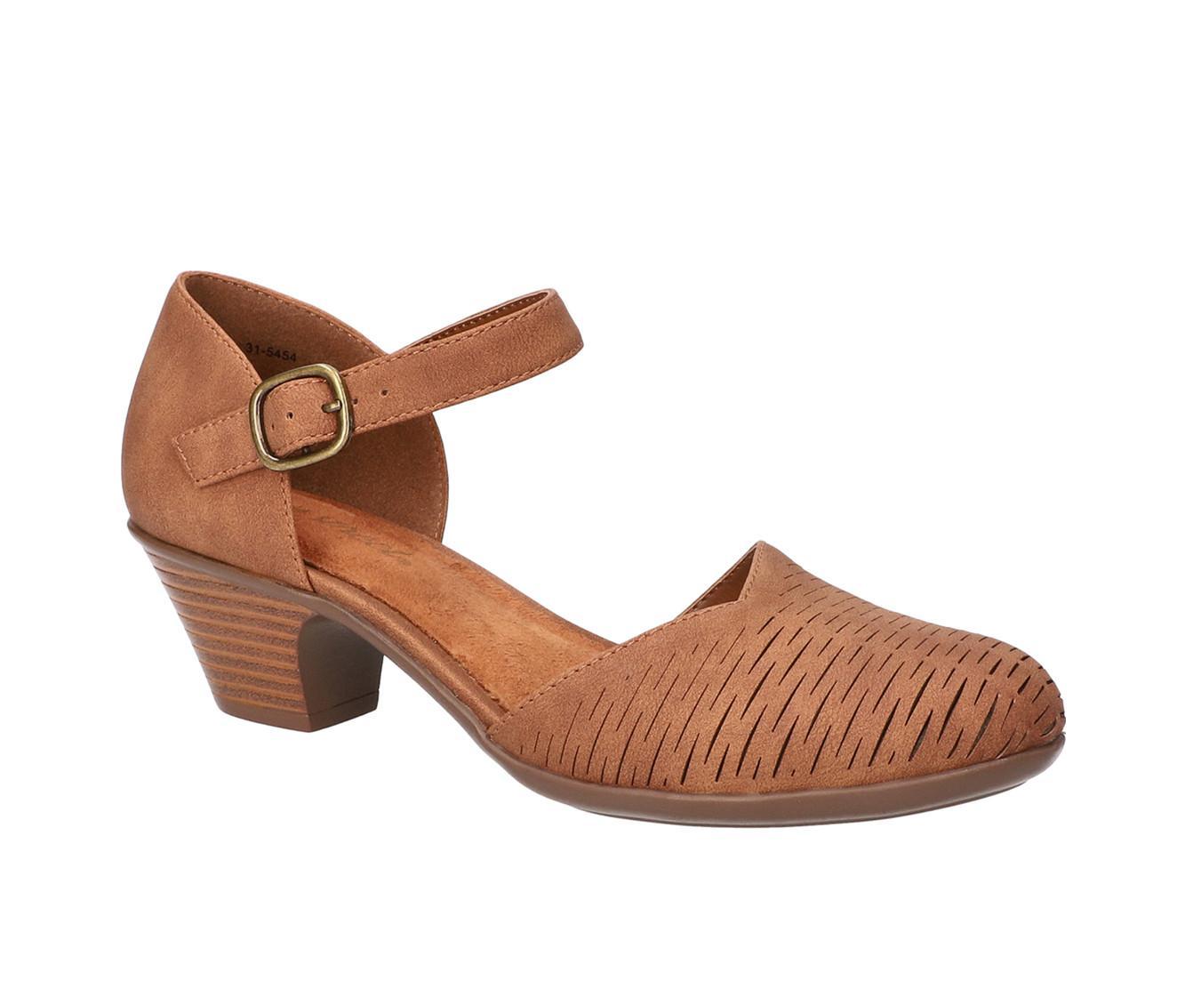 Women's Easy Street Justina Pumps Product Image