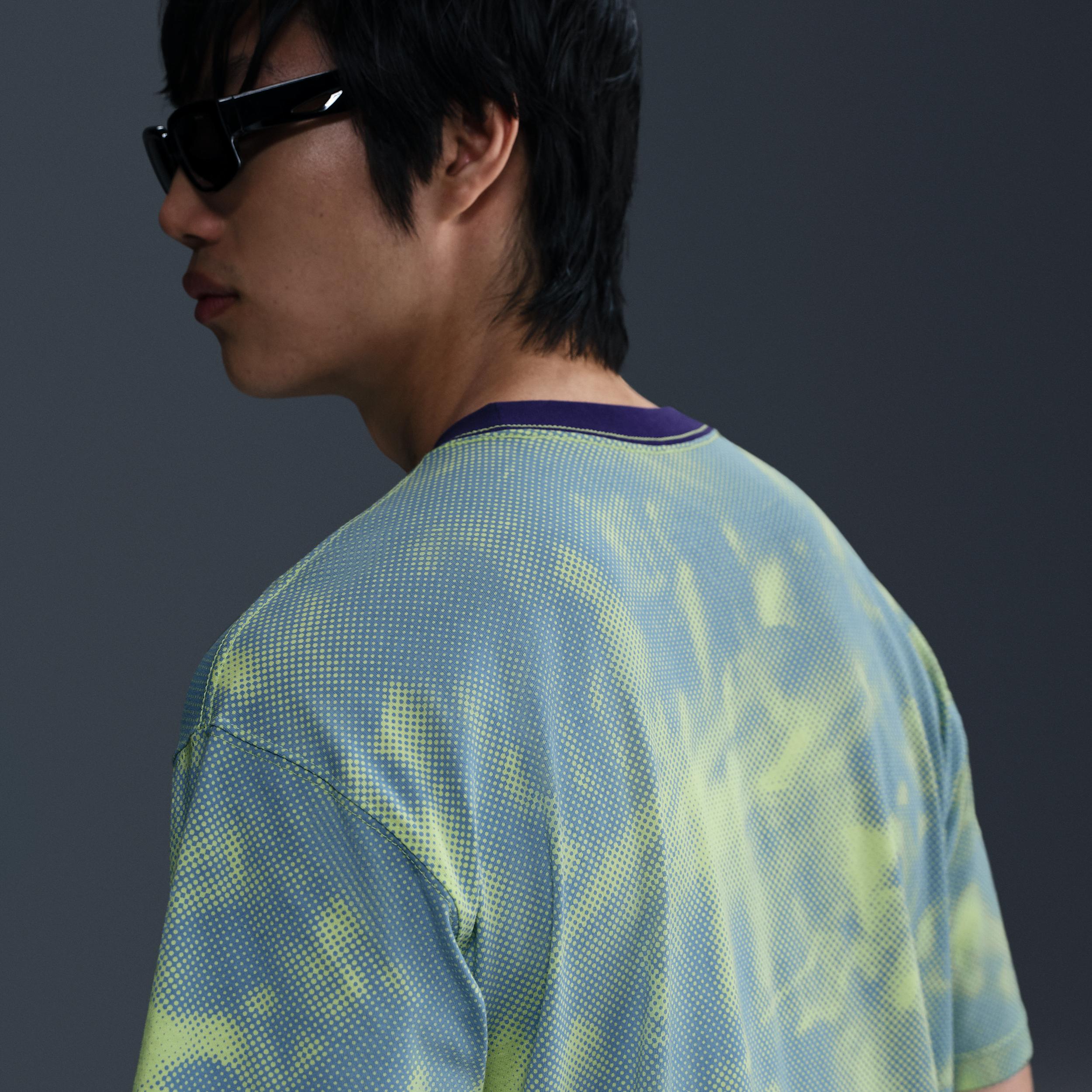 Nike Men's Max90 Soccer T-Shirt Product Image