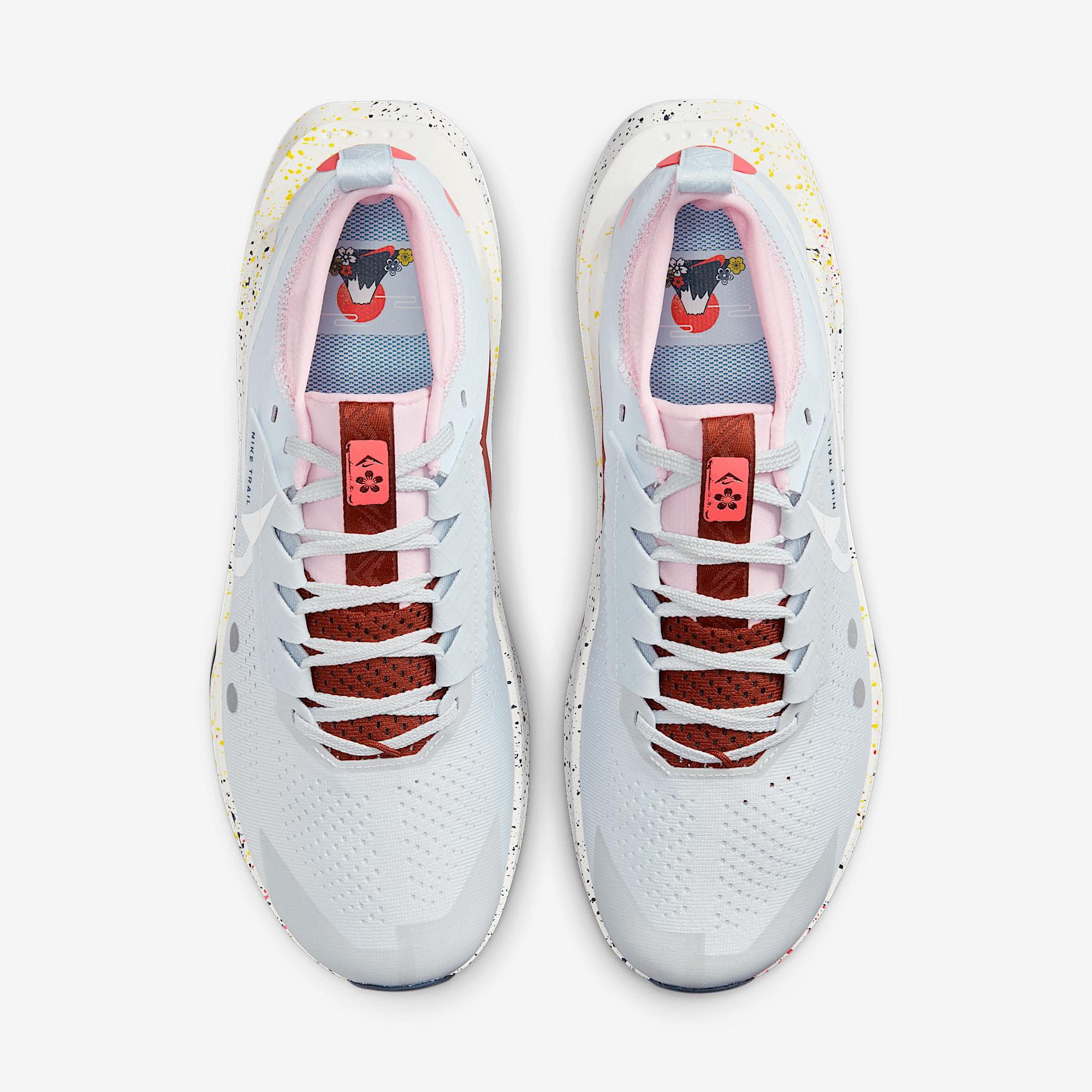 Nike Mens Zegama 2 Trail Running Shoes | FD5190-009 Product Image