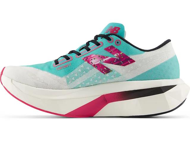 Women's | New Balance 2024 NYC Marathon FuelCell SuperComp Elite v4 Product Image