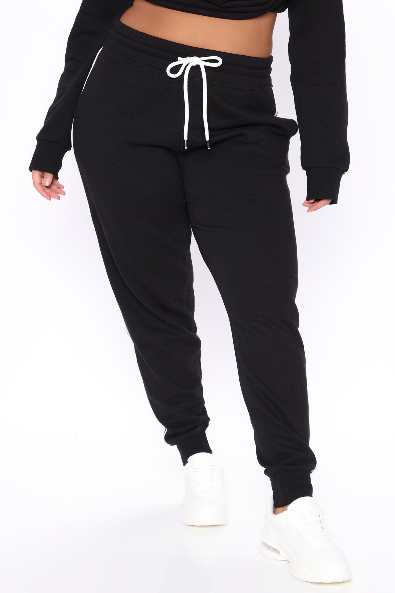 Tennis And Chill Fleece Jogger - Black Product Image