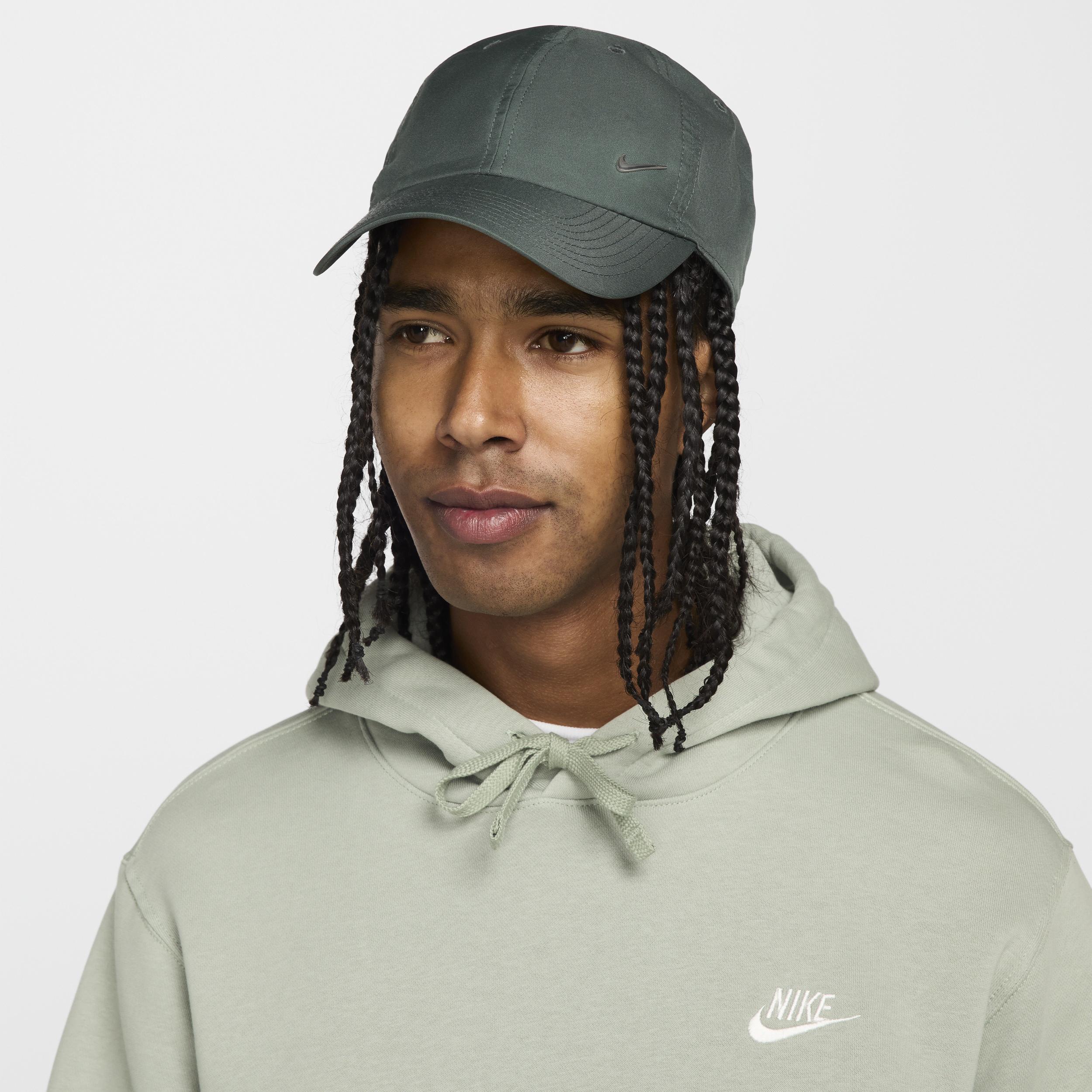Nike Dri-FIT Club Unstructured Metal Swoosh Cap Product Image