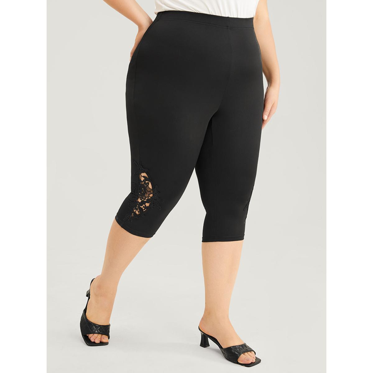 Plus Size Skinny Contrast Lace Cropped Leggings Women Black Elegant Medium stretch Skinny High Rise Dailywear Leggings BloomChic 10/M Product Image