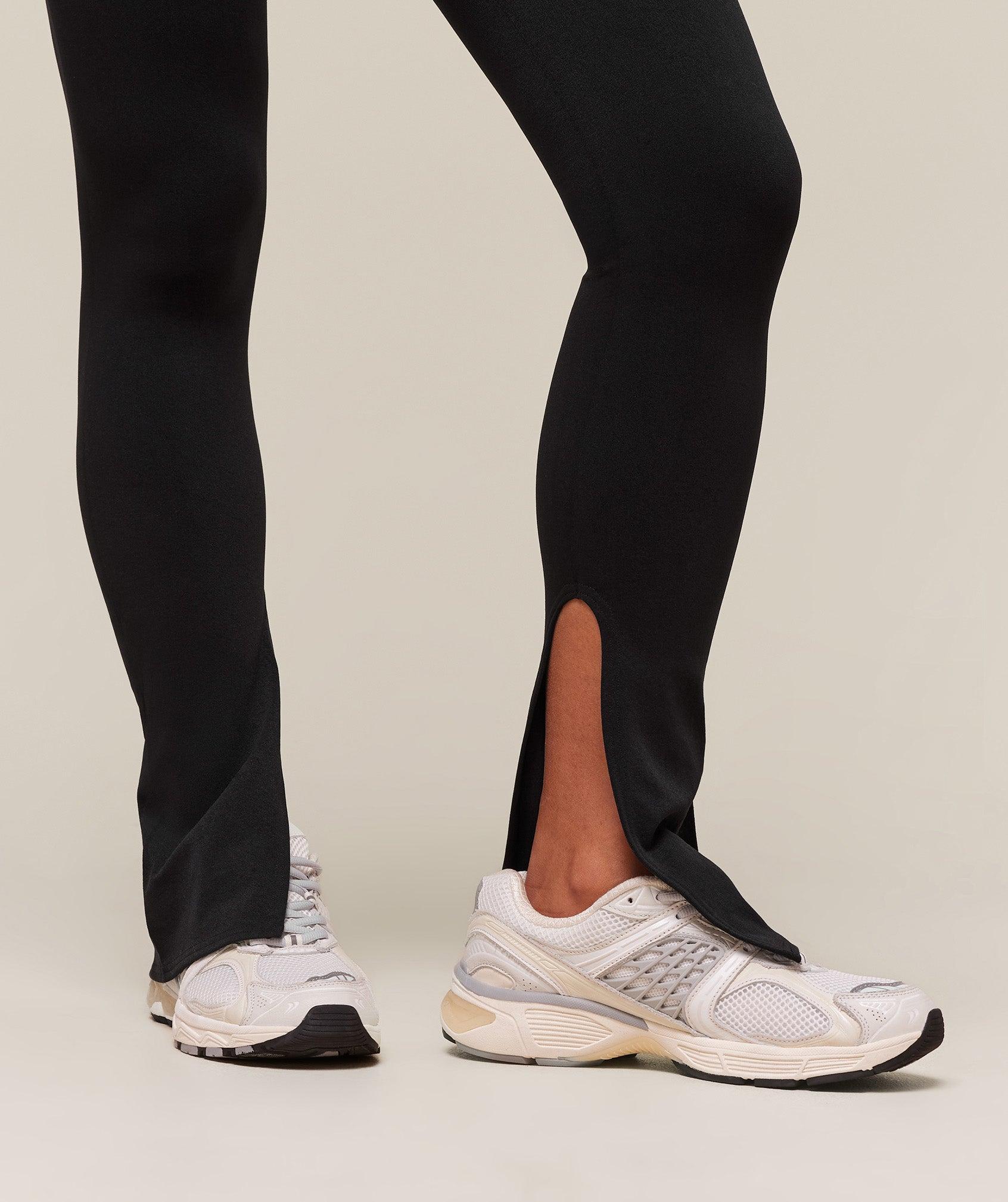 Gymshark everywear Warp Knit Flare Leggings - Black Female Product Image