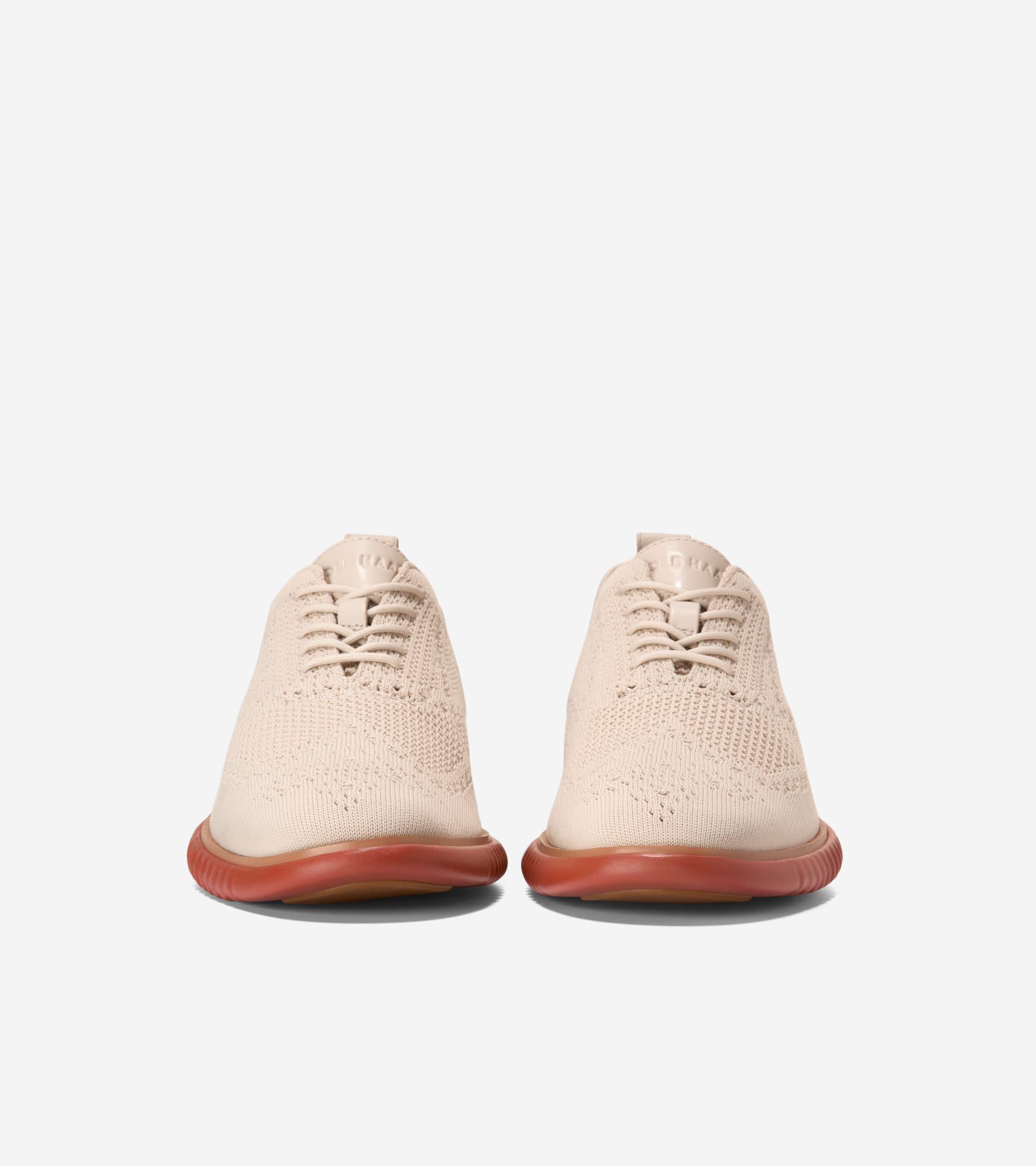 Men's 2.ZERØGRAND Stitchlite™ Oxfords in Beige Or Khaki | Cole Haan Product Image