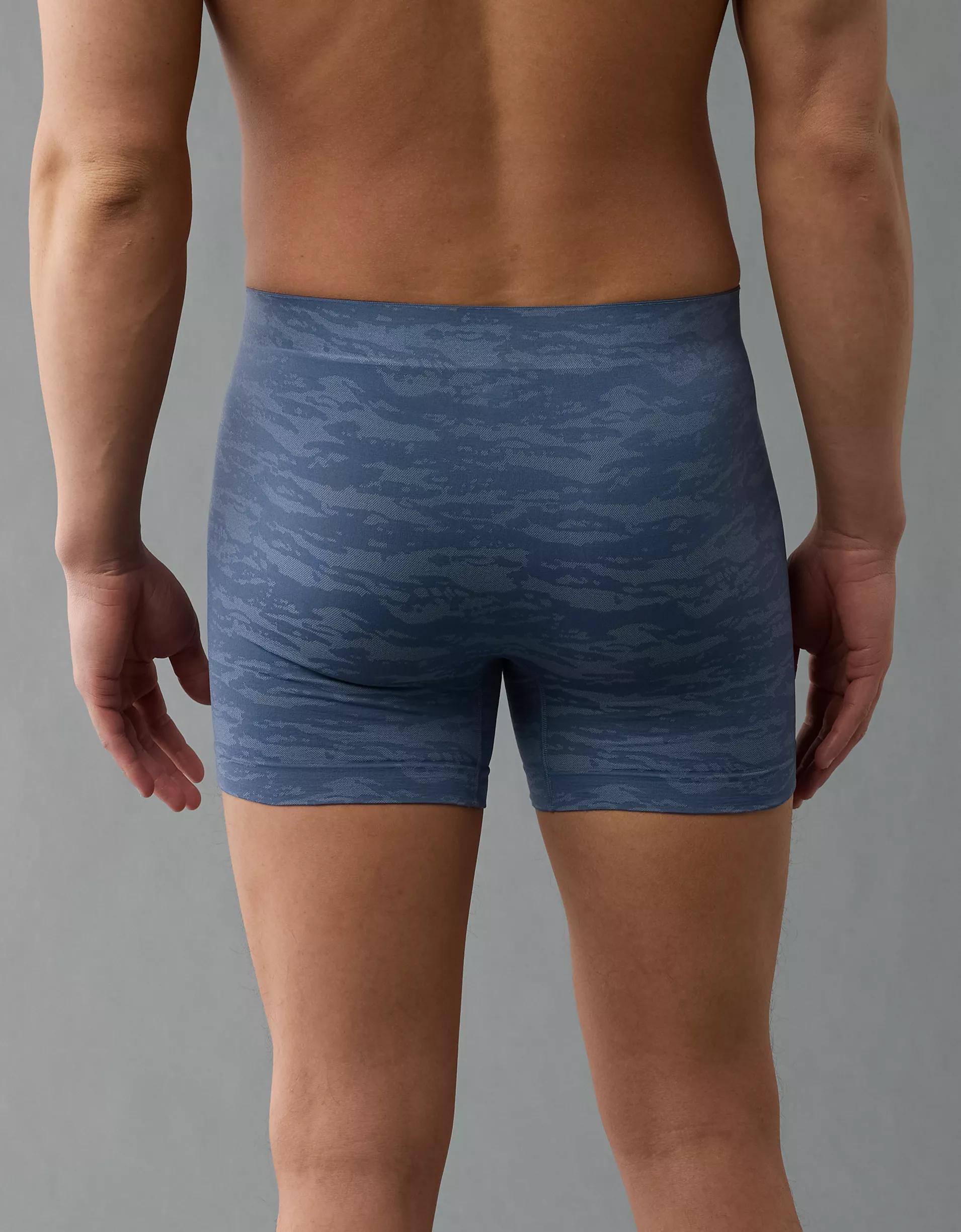 AEO Men's Camo 4.5" StealthMode Boxer Brief Product Image