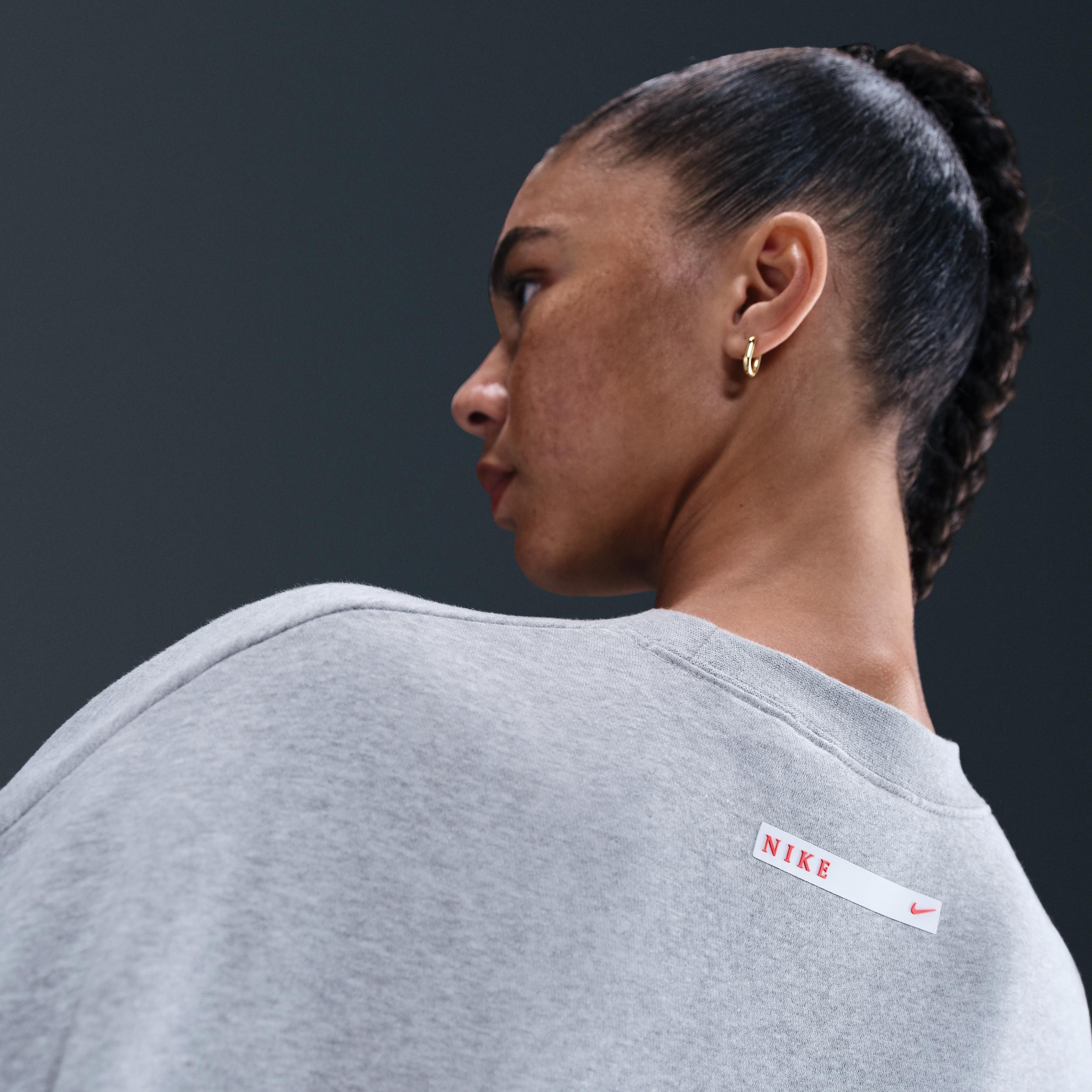 Womens Nike Sportswear Phoenix Fleece Oversized Crew-Neck Sweatshirt | IH4056-063 Product Image