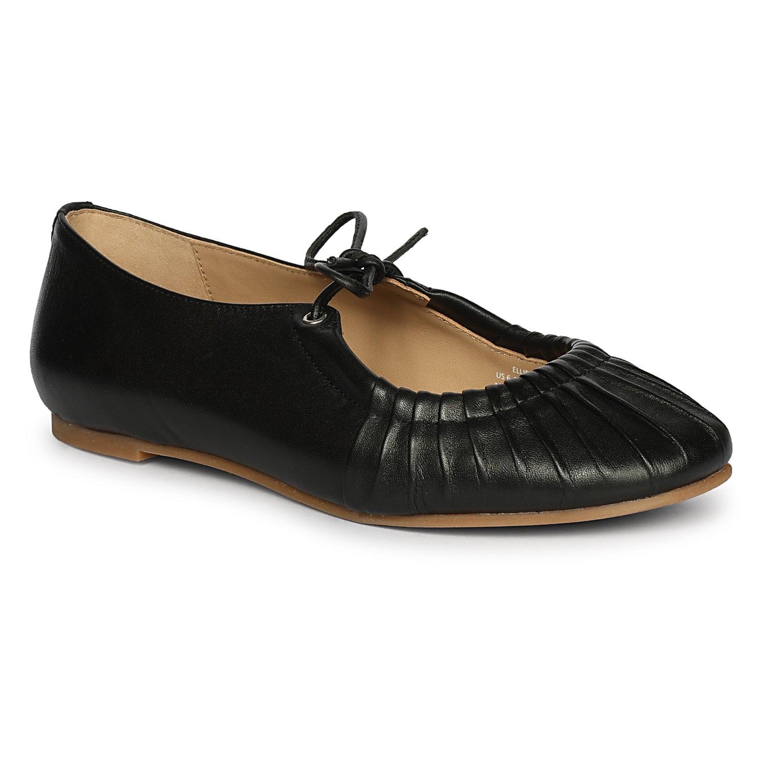 Ellie - Black Sandals Product Image