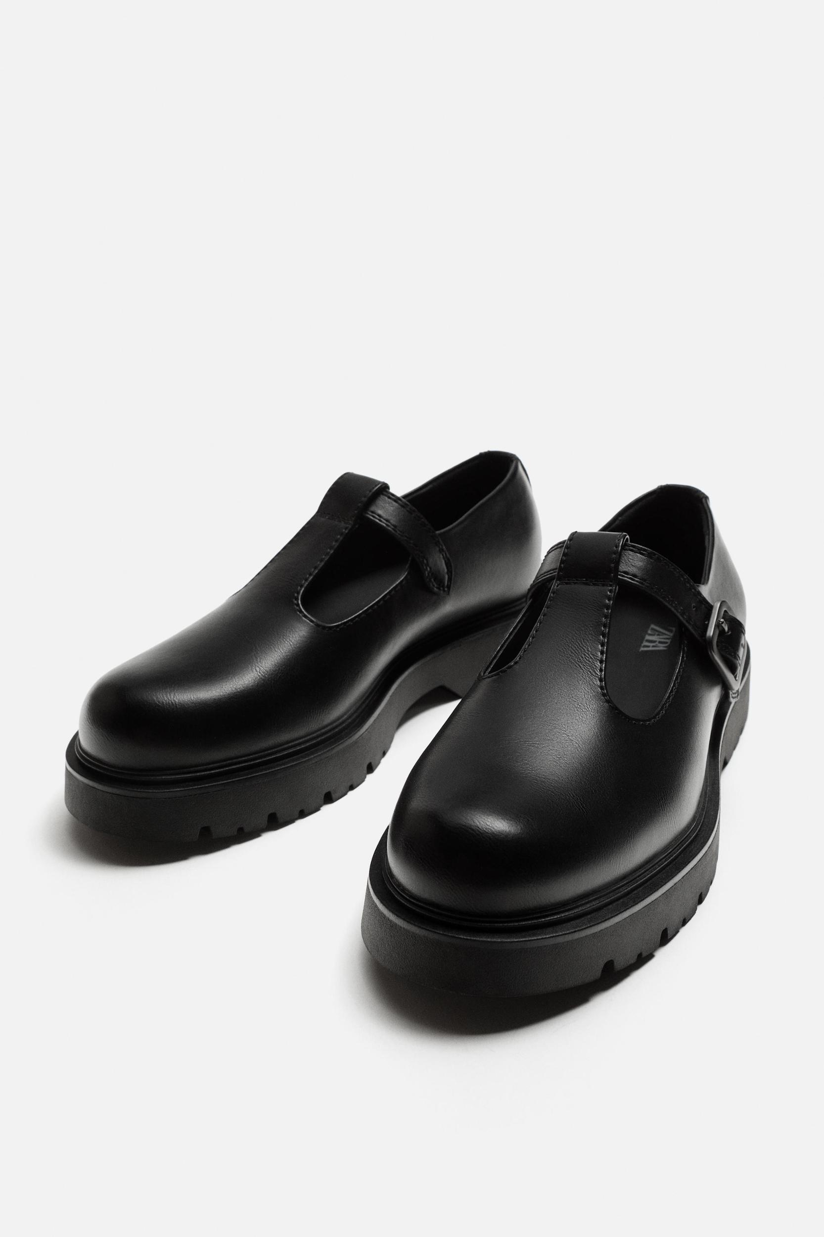 CHUNKY BUCKLE SHOES Product Image