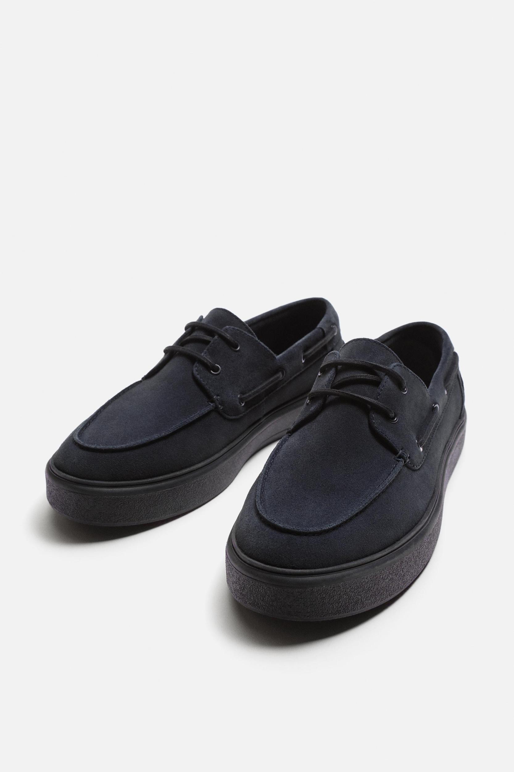 CASUAL LEATHER DECK SHOES Product Image