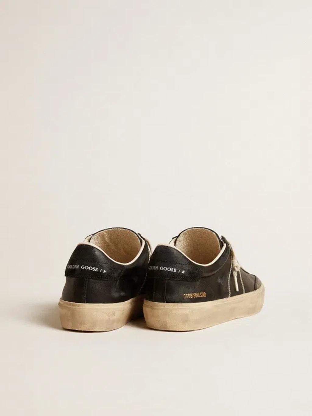 GOLDEN GOOSE Deluxe Brand Vintage-inspired Black Leather Sneakers With Contrasting White Laces Product Image