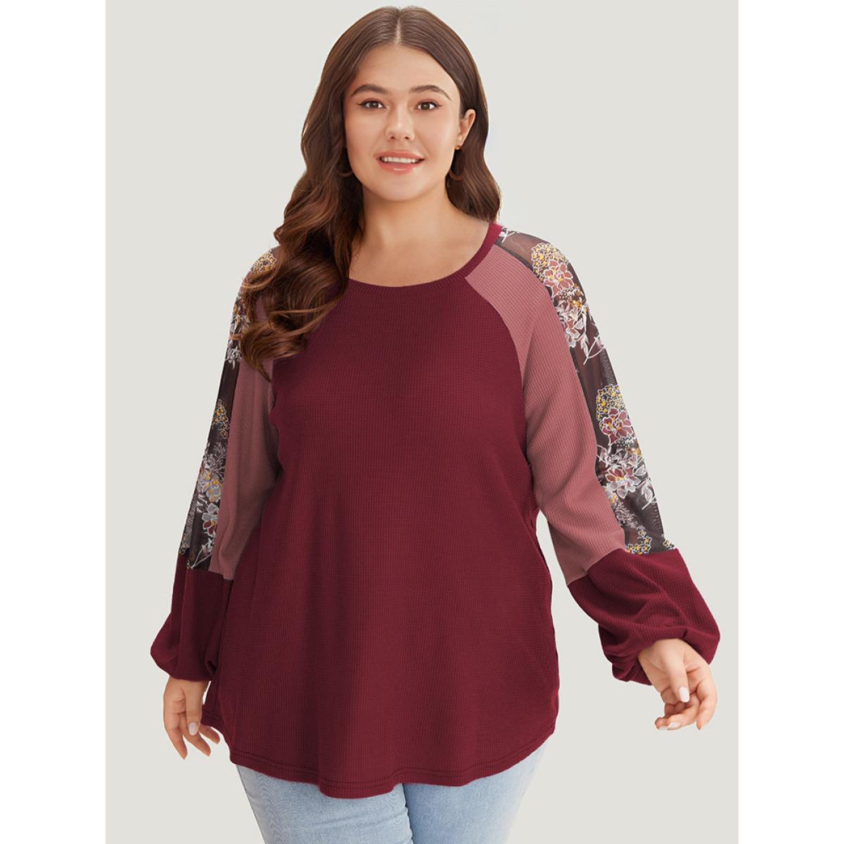 Plus Size Floral Mesh Patchwork Lantern Sleeve Sweatshirt Women Scarlet Elegant Patchwork Round Neck Dailywear Sweatshirts BloomChic 12/L Product Image