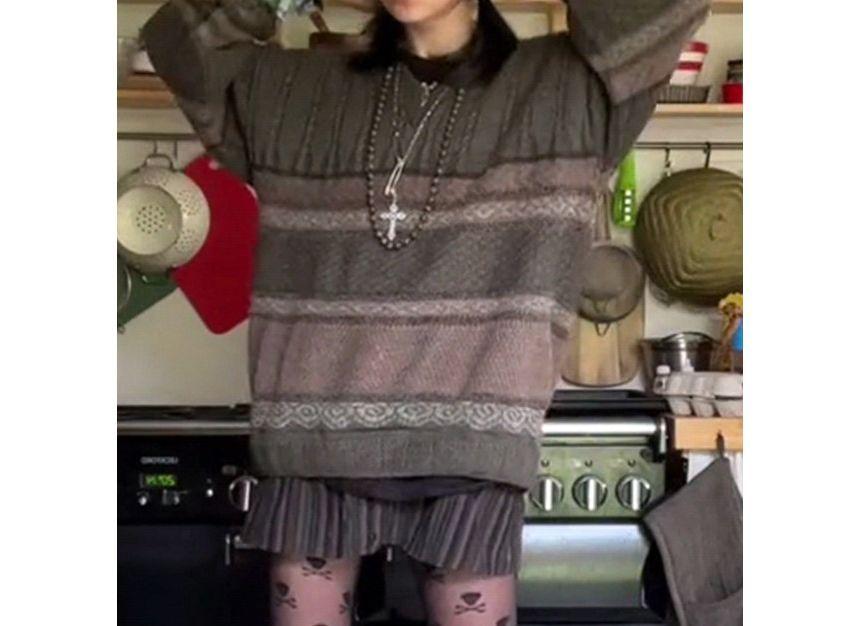 Long-Sleeve Round-Neck Striped Print Knit Sweater Product Image