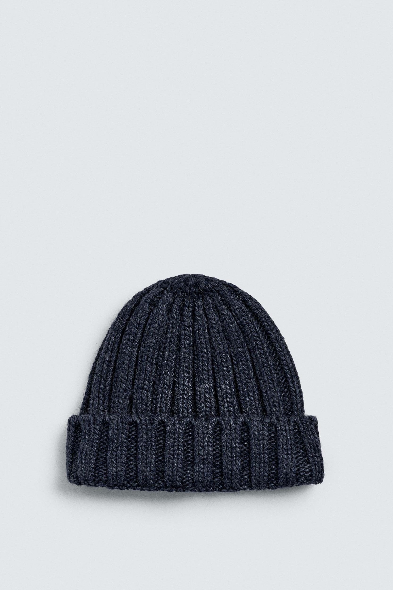 RIBBED BEANIE Product Image