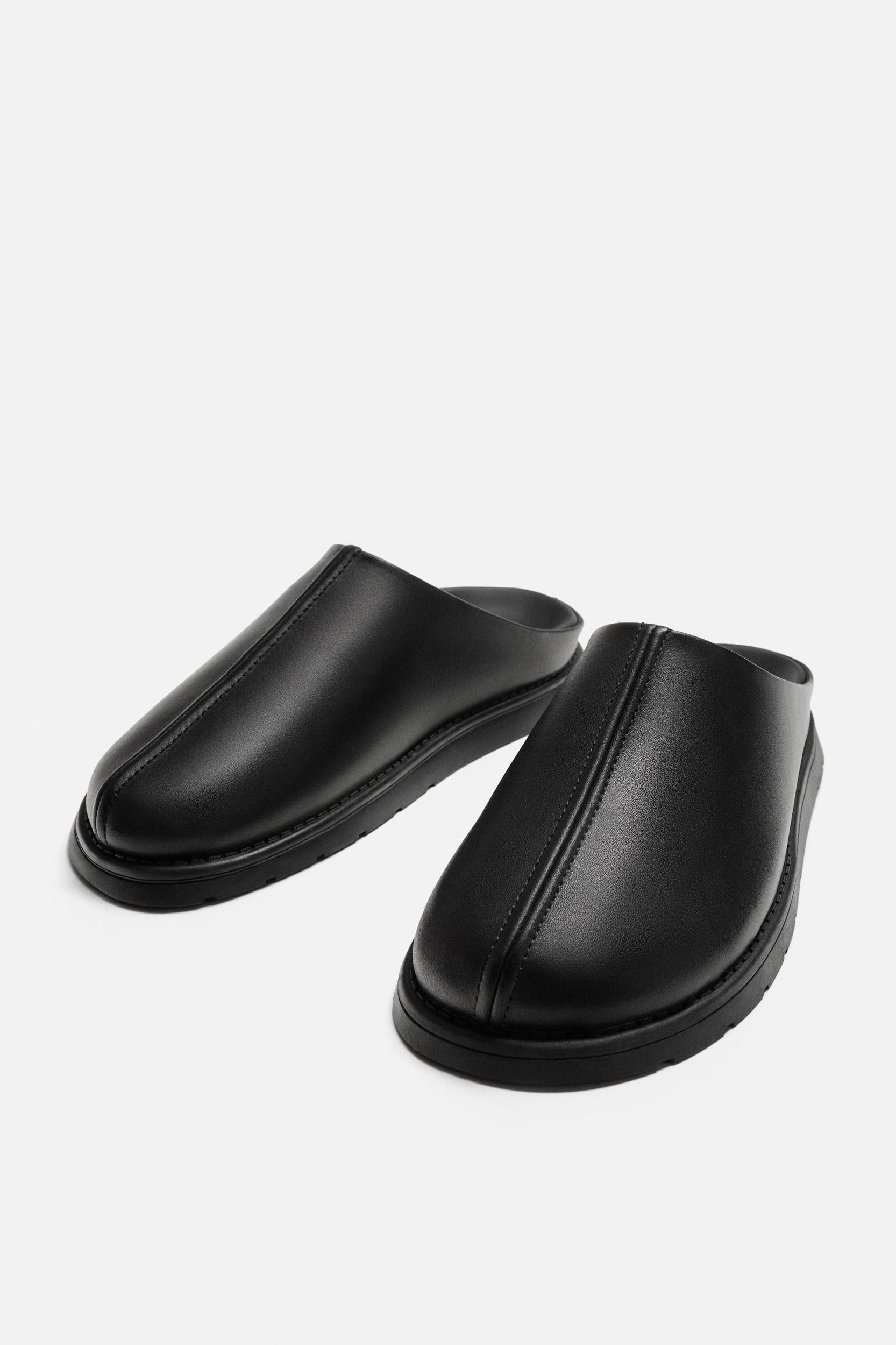LEATHER CLOGS Product Image