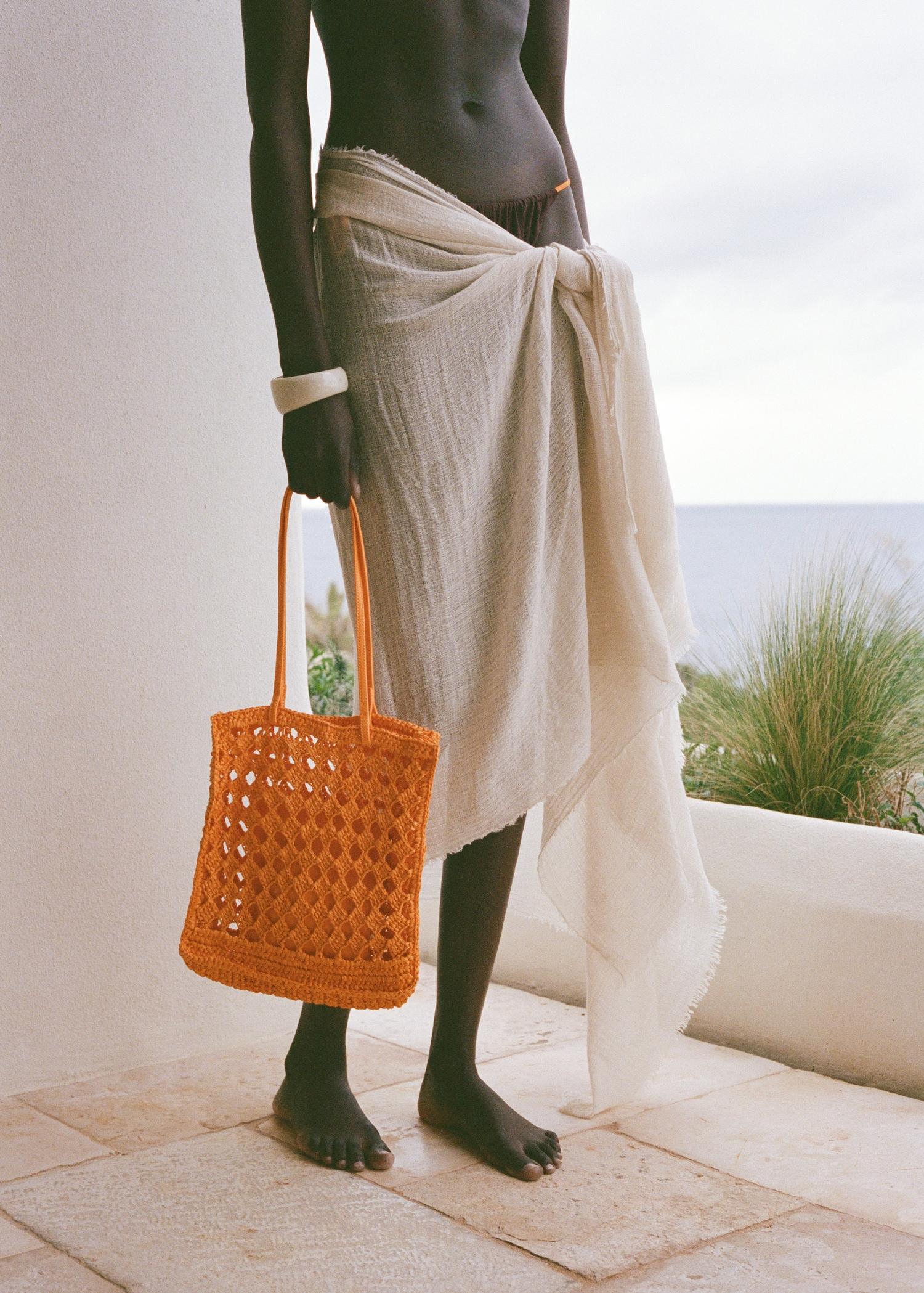 Natural fiber openwork shopper bag - Women | MANGO USA Product Image