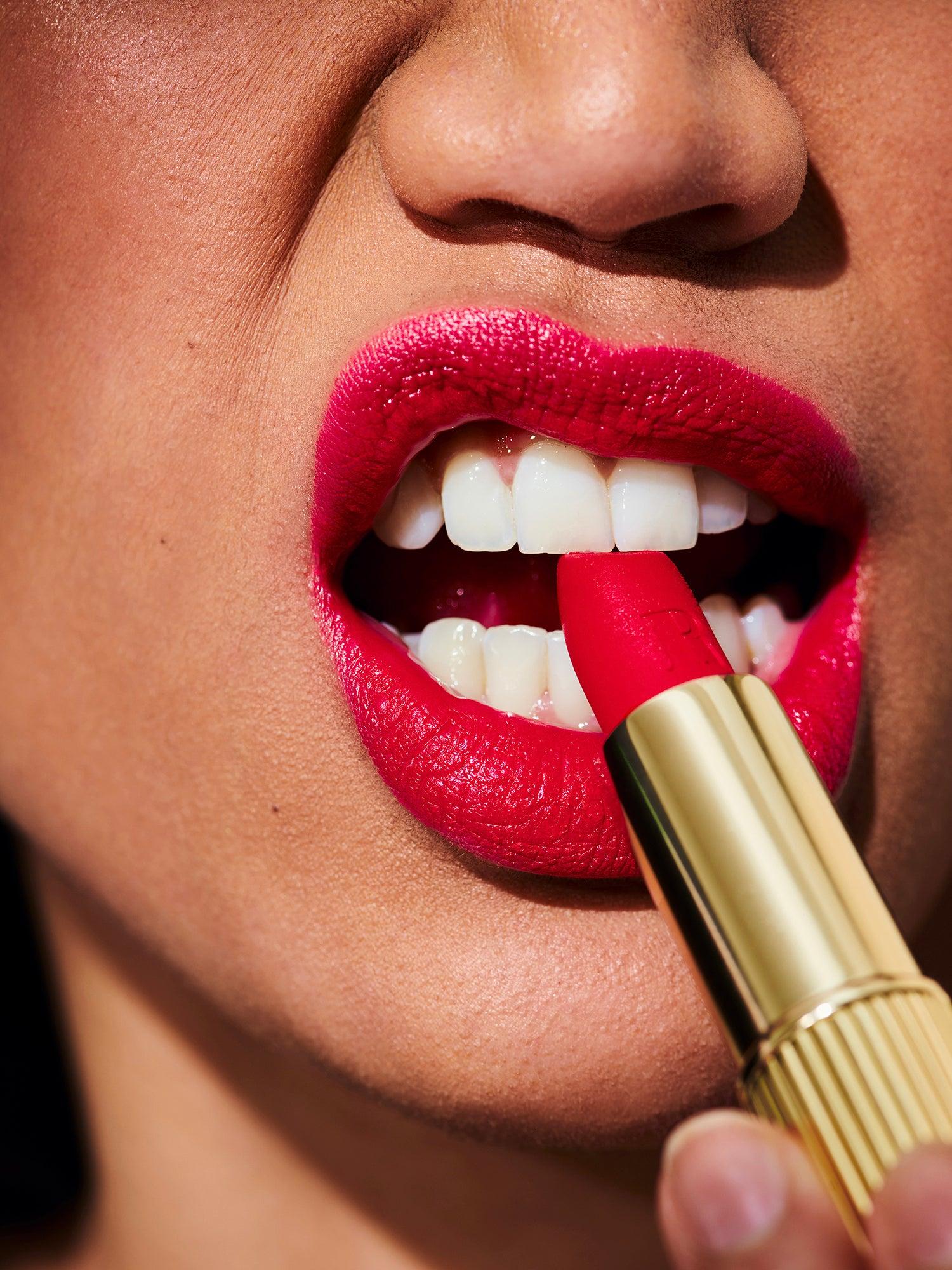 Le Rouge Jeanne Product Image