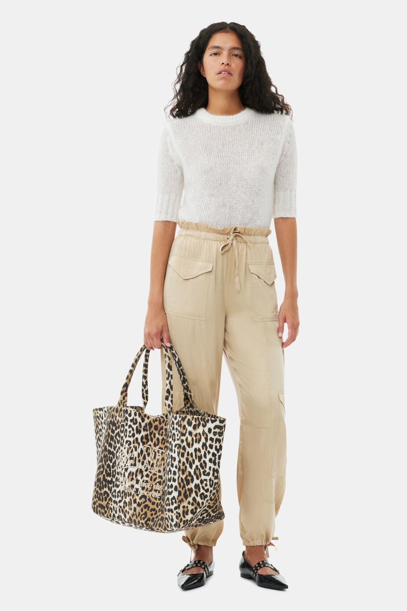 Leopard XXL Tote Product Image