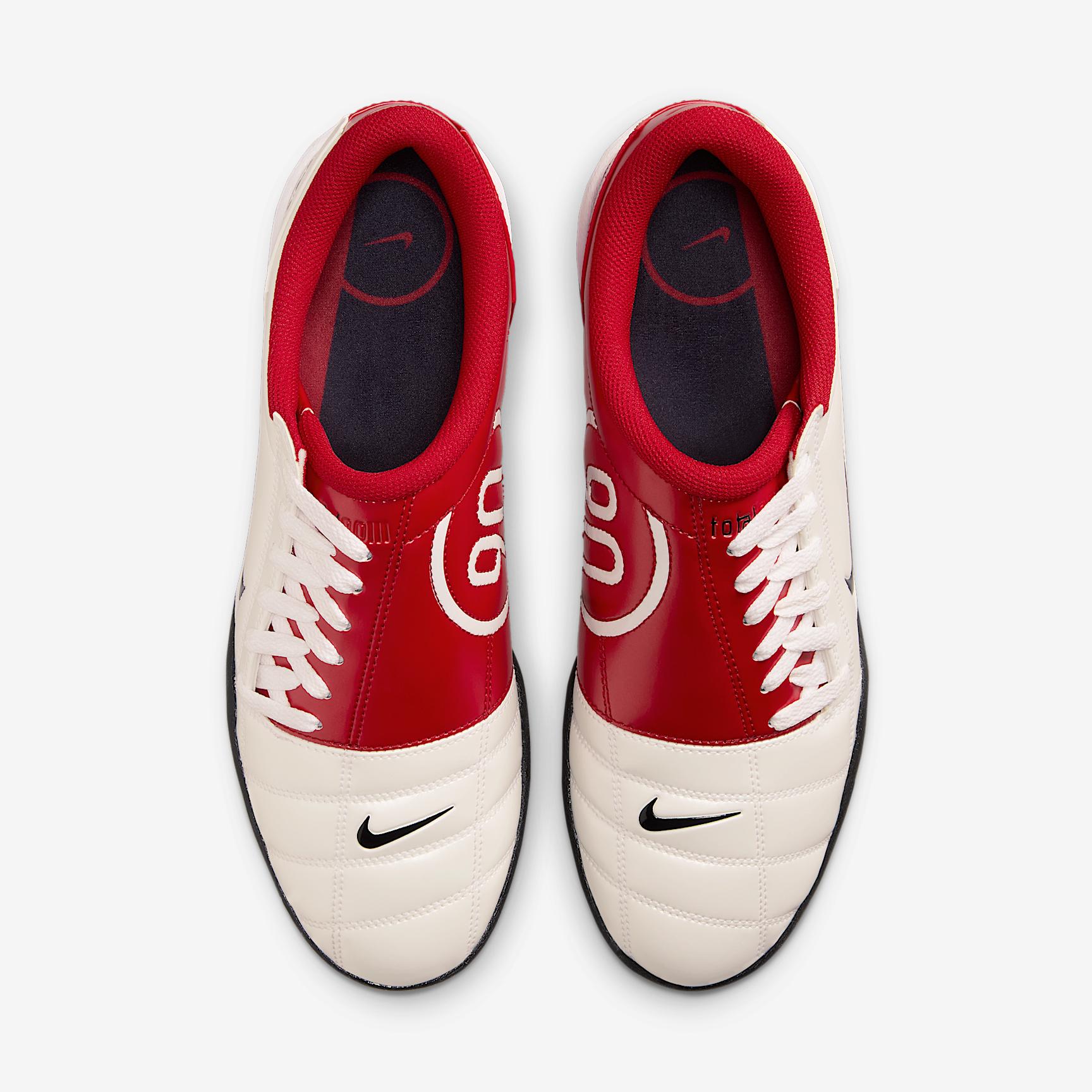 Nike Men's Total 90 Shoes Product Image