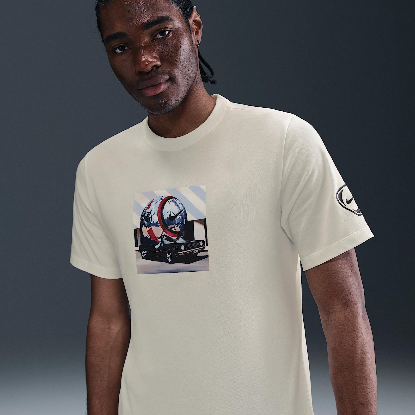 Nike Men's Soccer T-Shirt Product Image