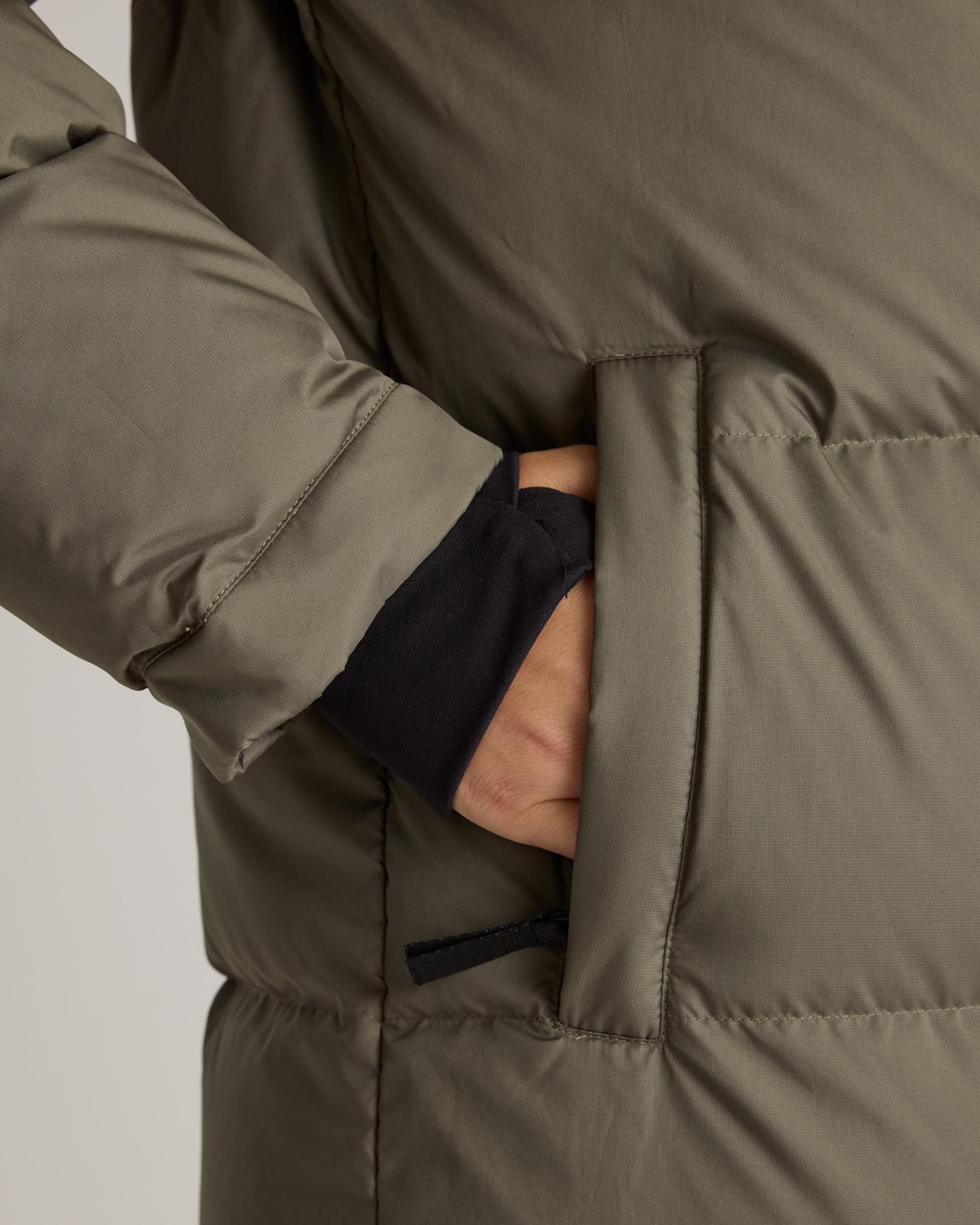 Quince | Women's Responsible Down Long Puffer Jacket Recycled Polyester Product Image