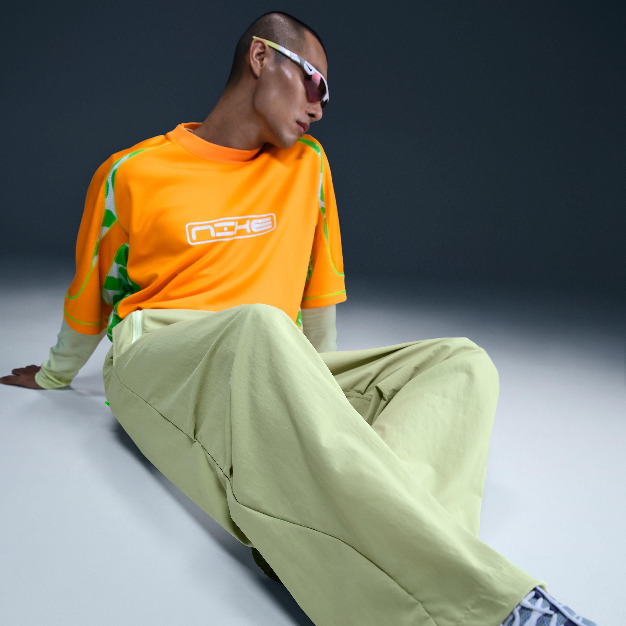 Nike Mens Project F.R.O.G. Parachute Pants | HJ3288-371 Product Image