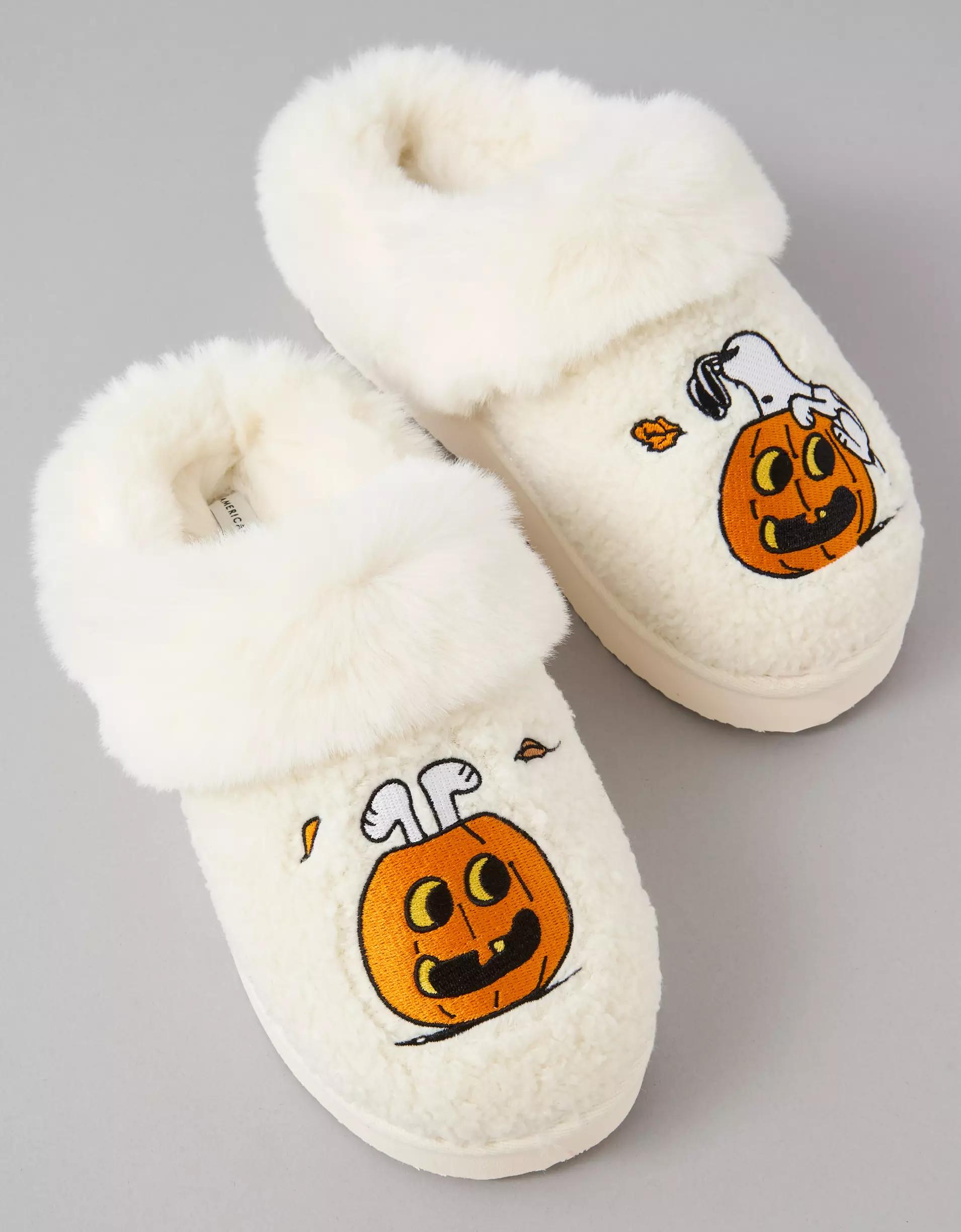 AE Snoopy Pumpkin Scuff Slipper Product Image