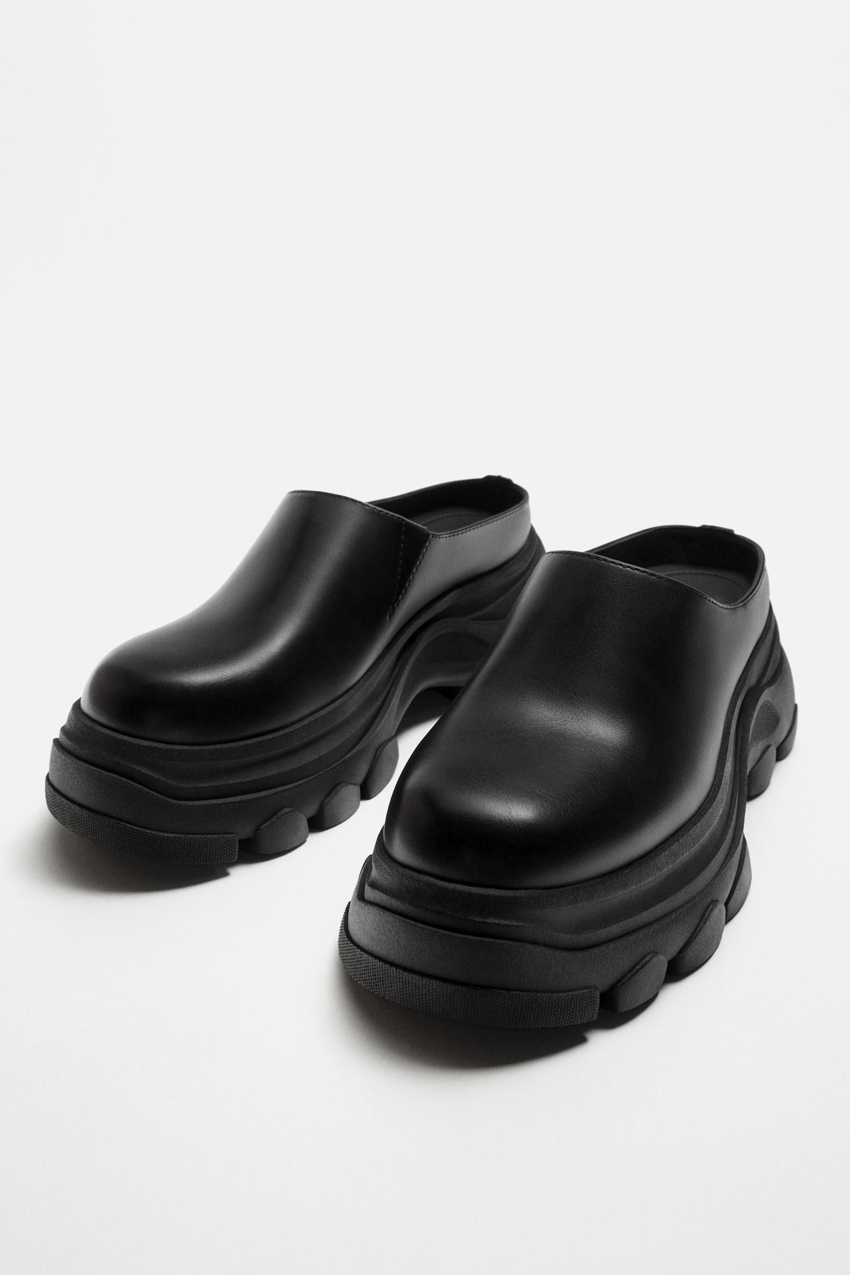 CHUNKY SOLE CLOGS Product Image