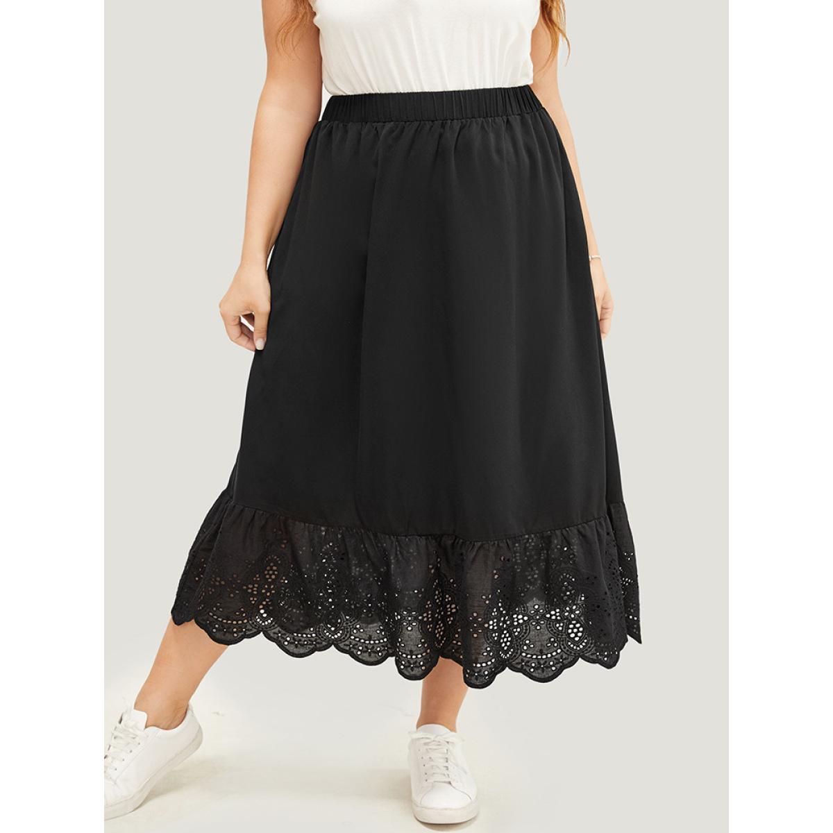 Plus Size Solid Pocket Patchwork Broderie Anglaise Skirt Women Black Vacation Broderie anglaise No stretch Pocket Dailywear Skirts BloomChic 18-20/2X Product Image