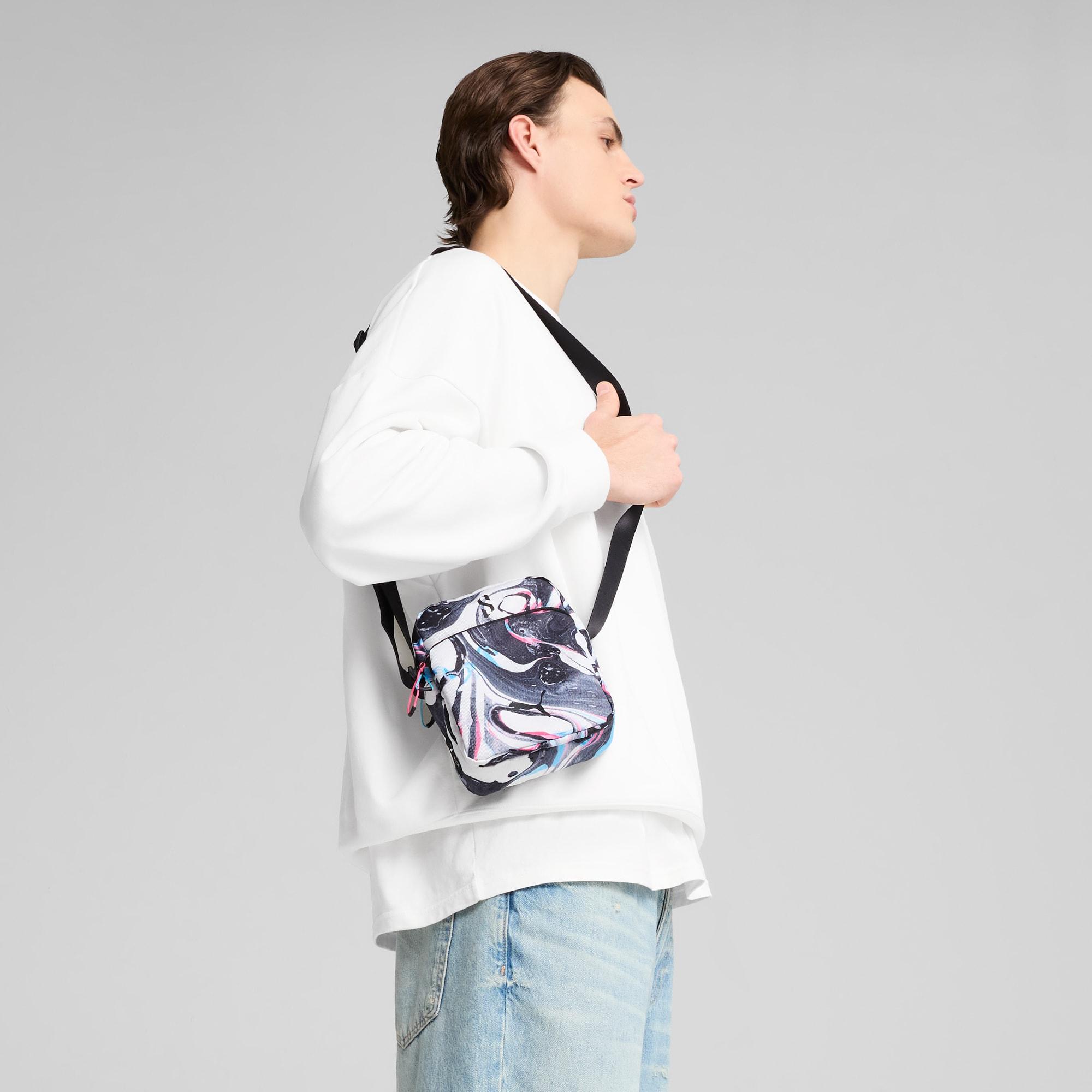 Scoot Portable Crossbody Bag Product Image