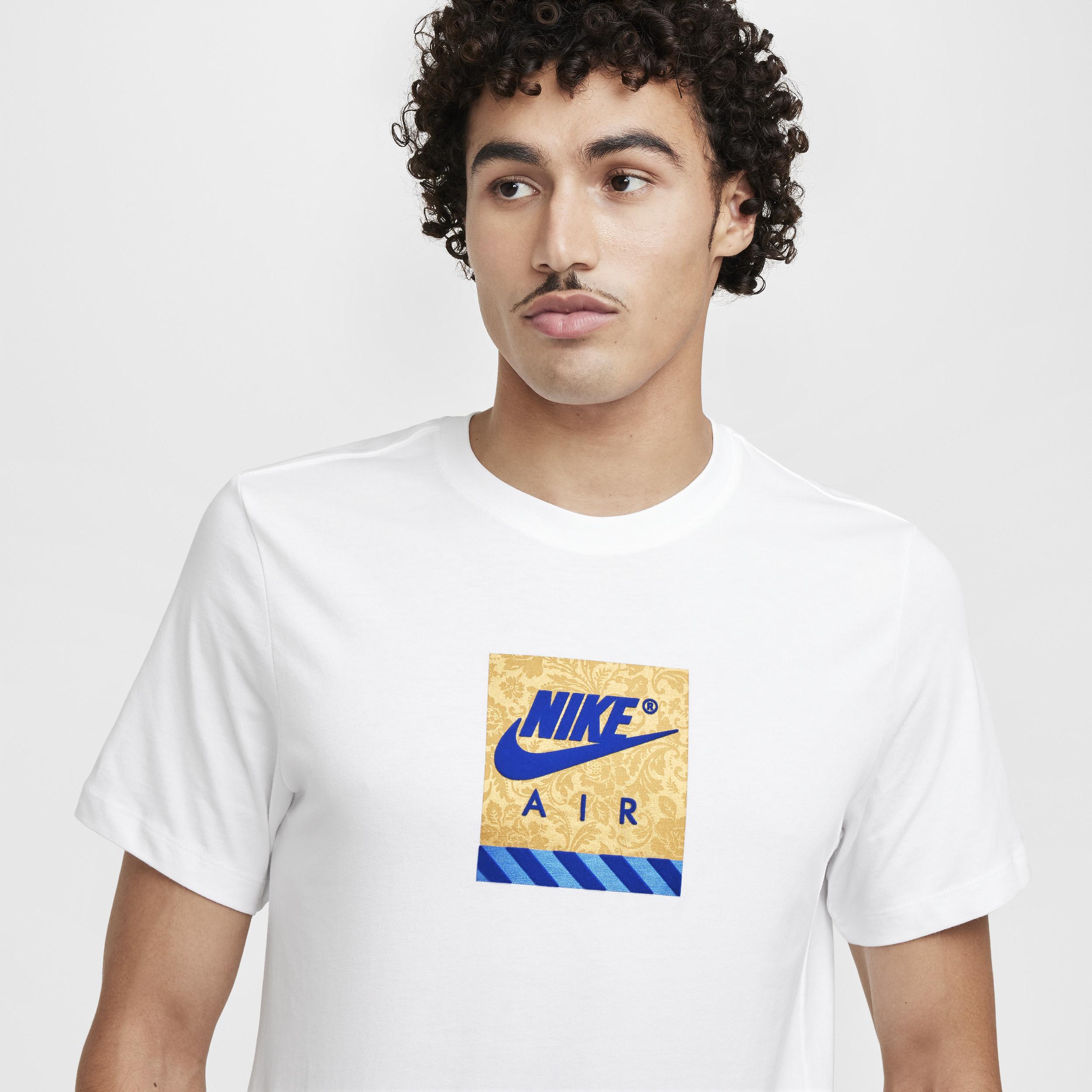 Nike Sportswear T-Shirt Product Image