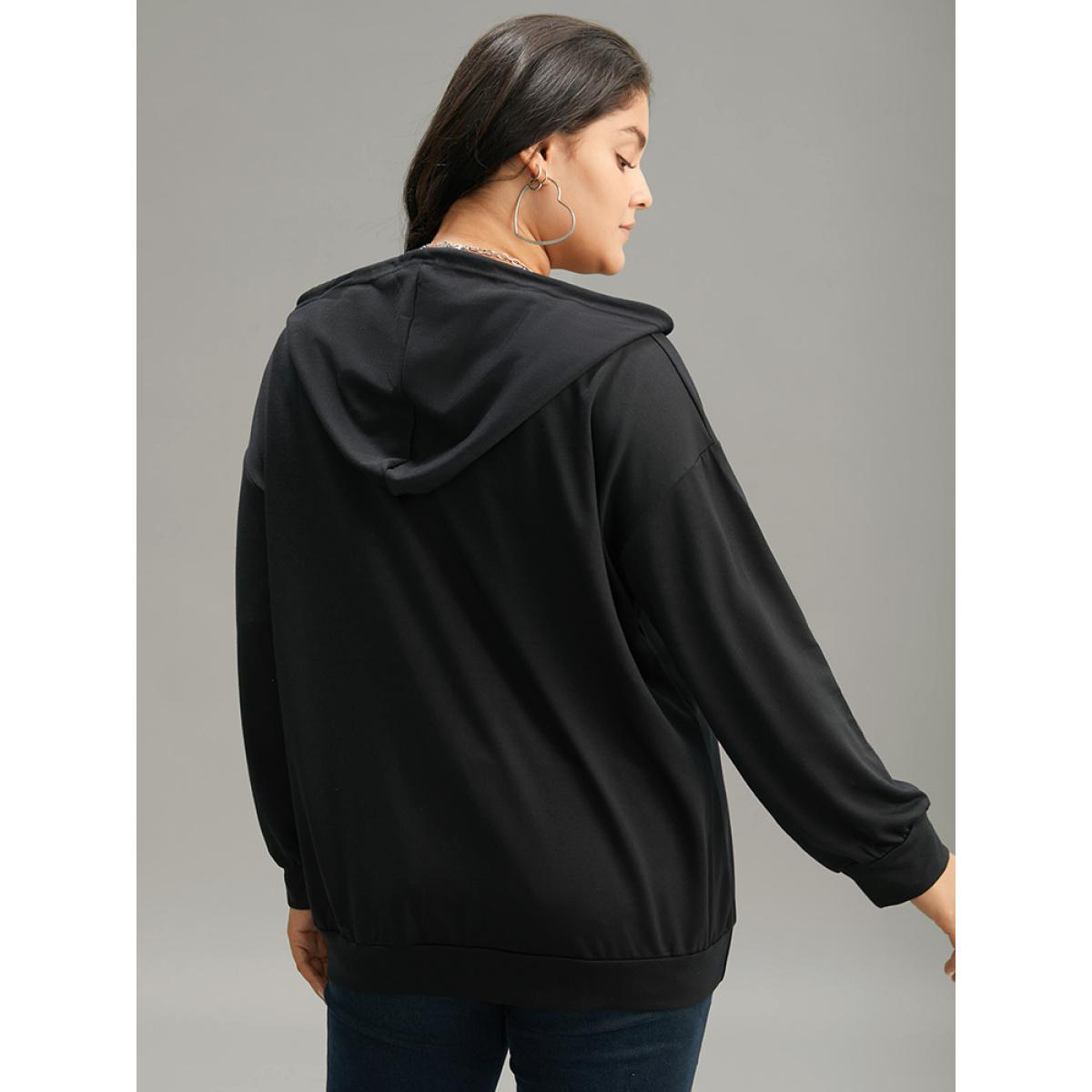 Plus Size Star Zipper Pocket Hooded Sweatshirt Women Black Casual Printed Hooded Dailywear Sweatshirts BloomChic 28/5X Product Image