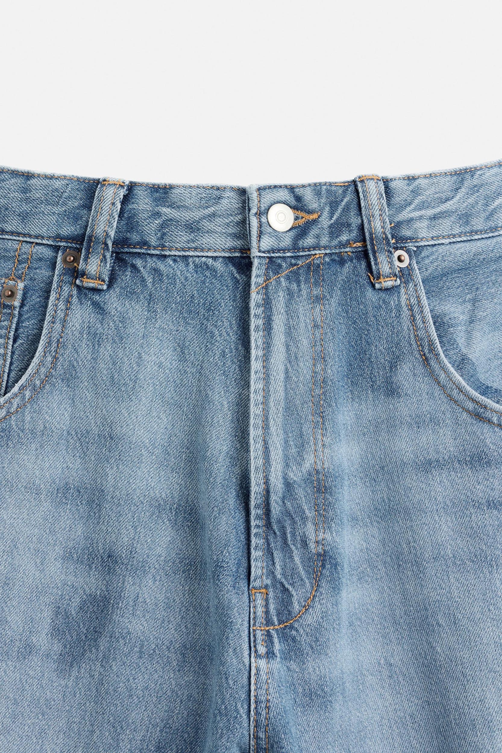 FADE BAGGY FIT JEANS Product Image