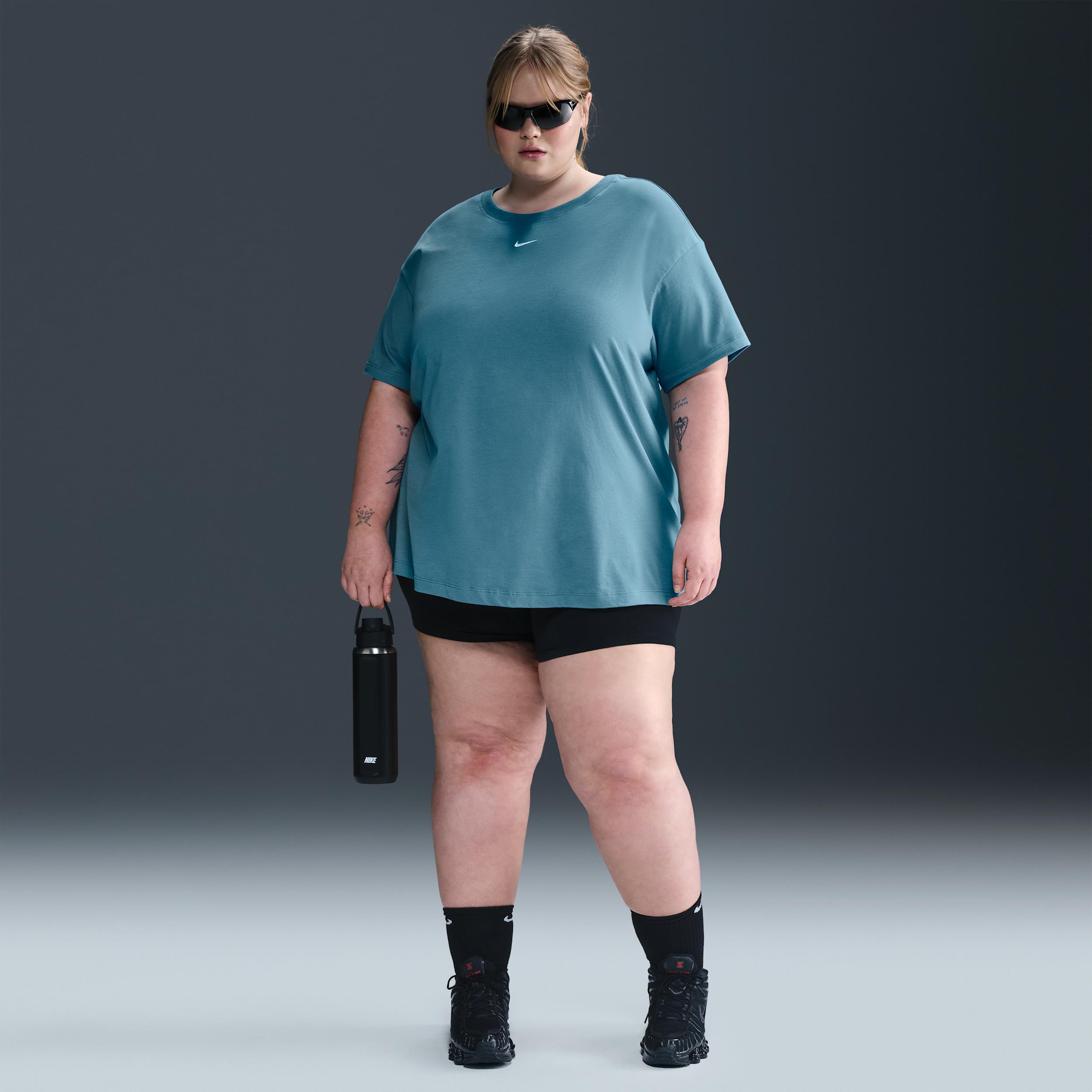 Women's Nike Sportswear Essential T-Shirt (Plus Size) Product Image
