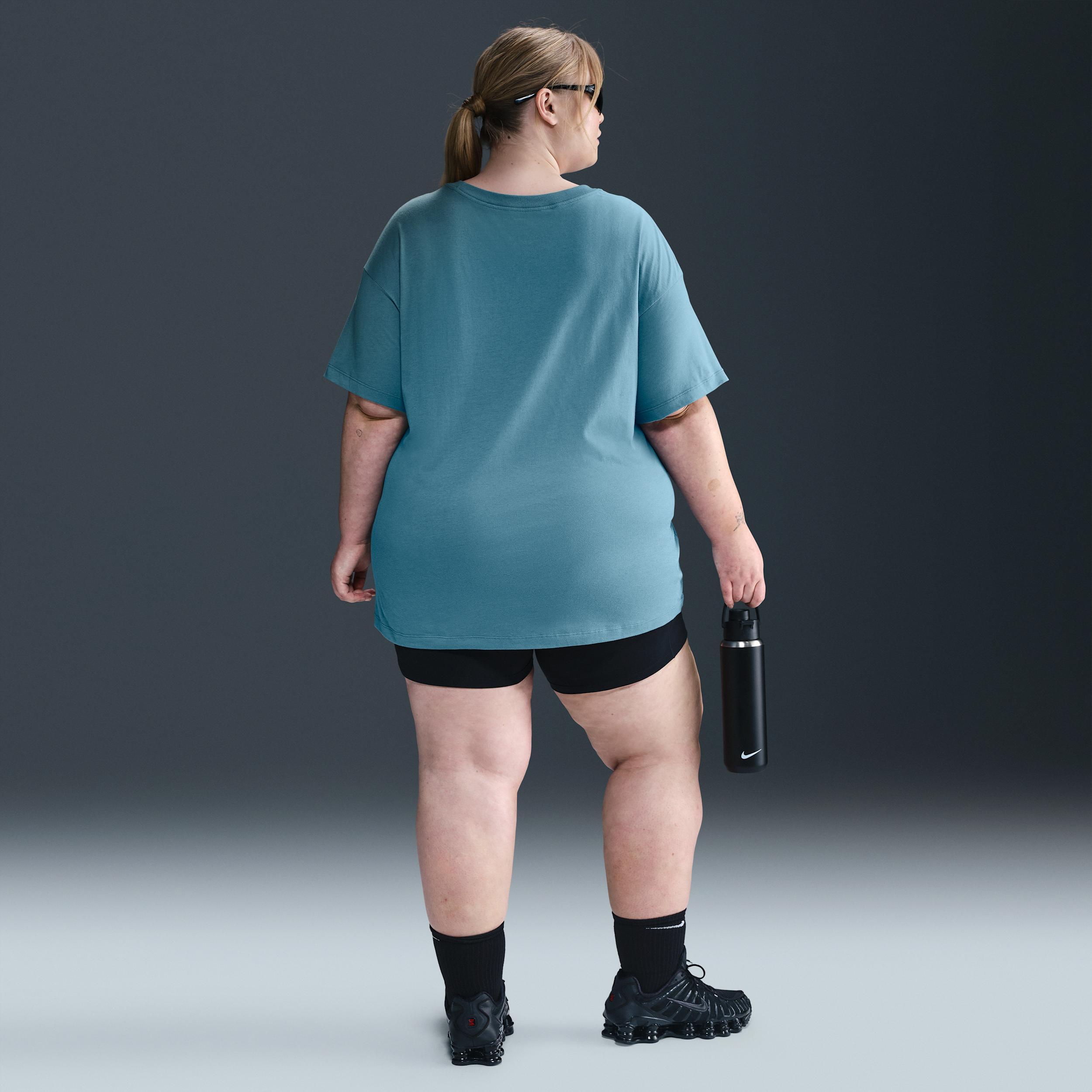 Women's Nike Sportswear Essential T-Shirt (Plus Size) Product Image