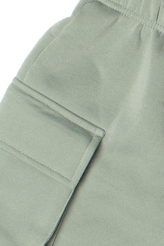 Cargo Fleece Shorts Product Image