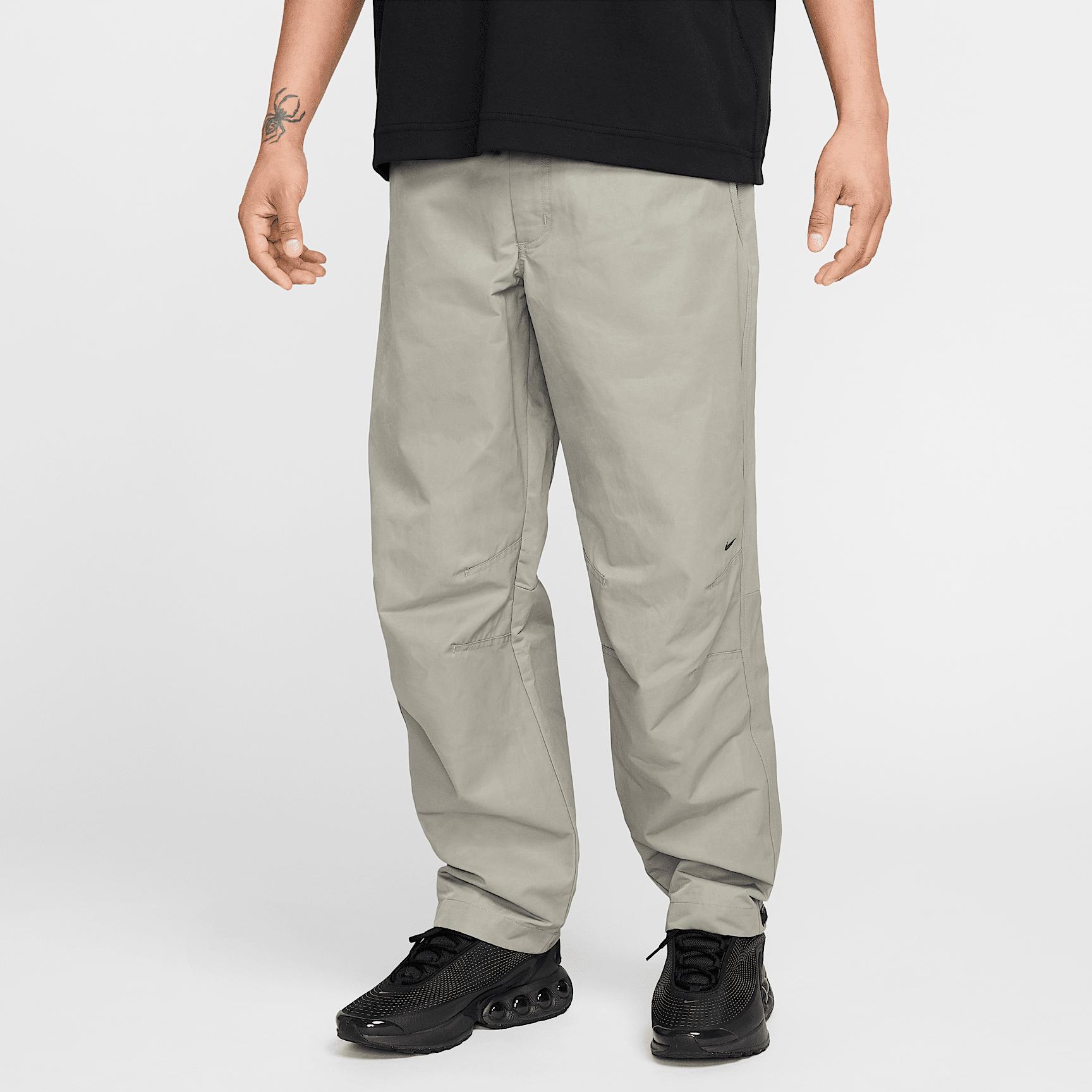 Nike Mens Tech Woven Pants | HJ0647-320 Product Image