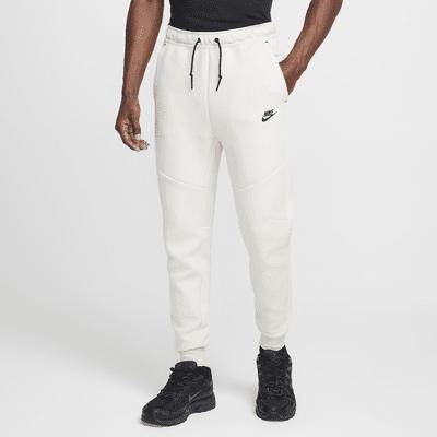 Nike Men's Tech Fleece Jogger Pants Product Image