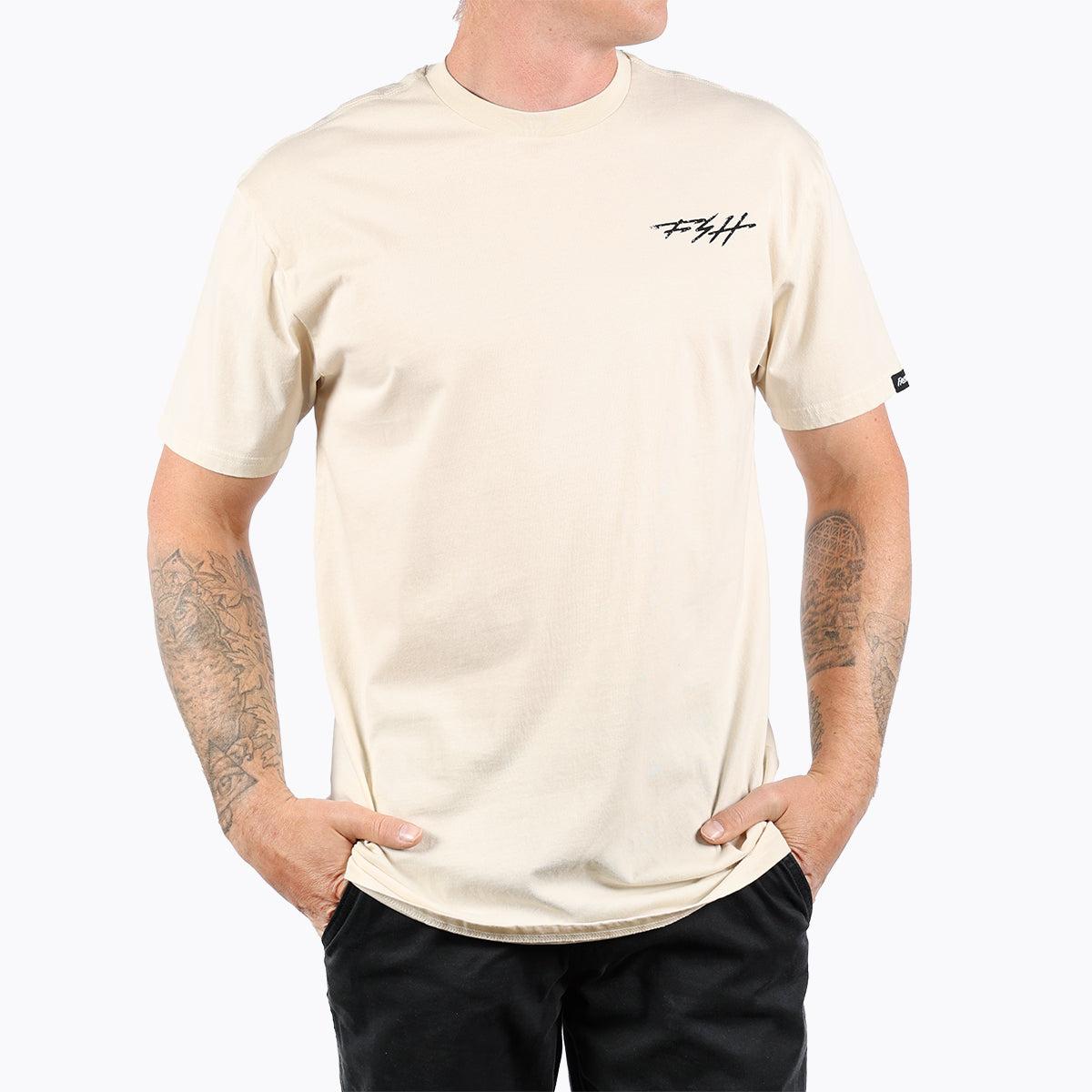 HIDEOUT TEE Product Image