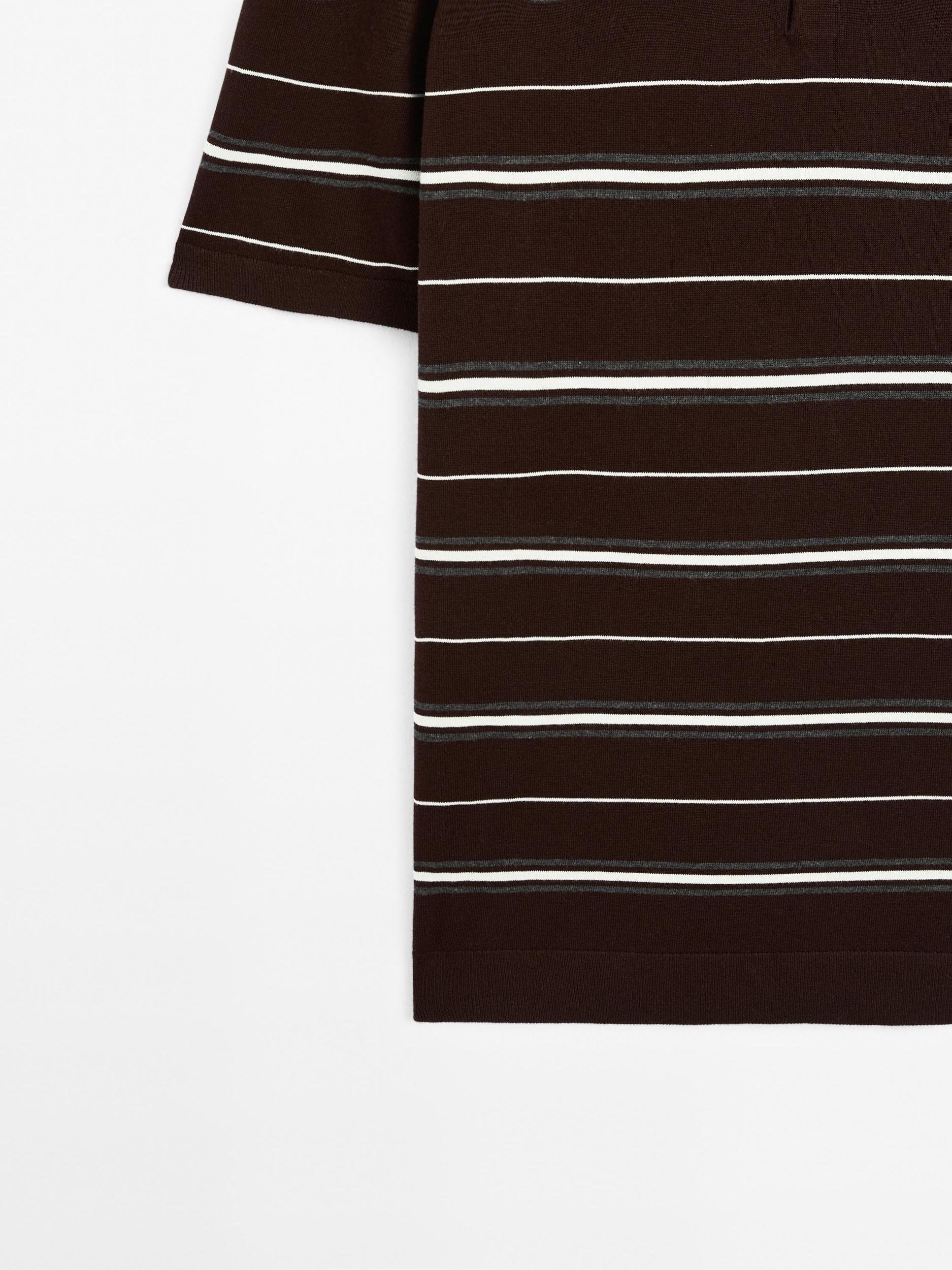 100% cotton striped knit polo shirt Product Image