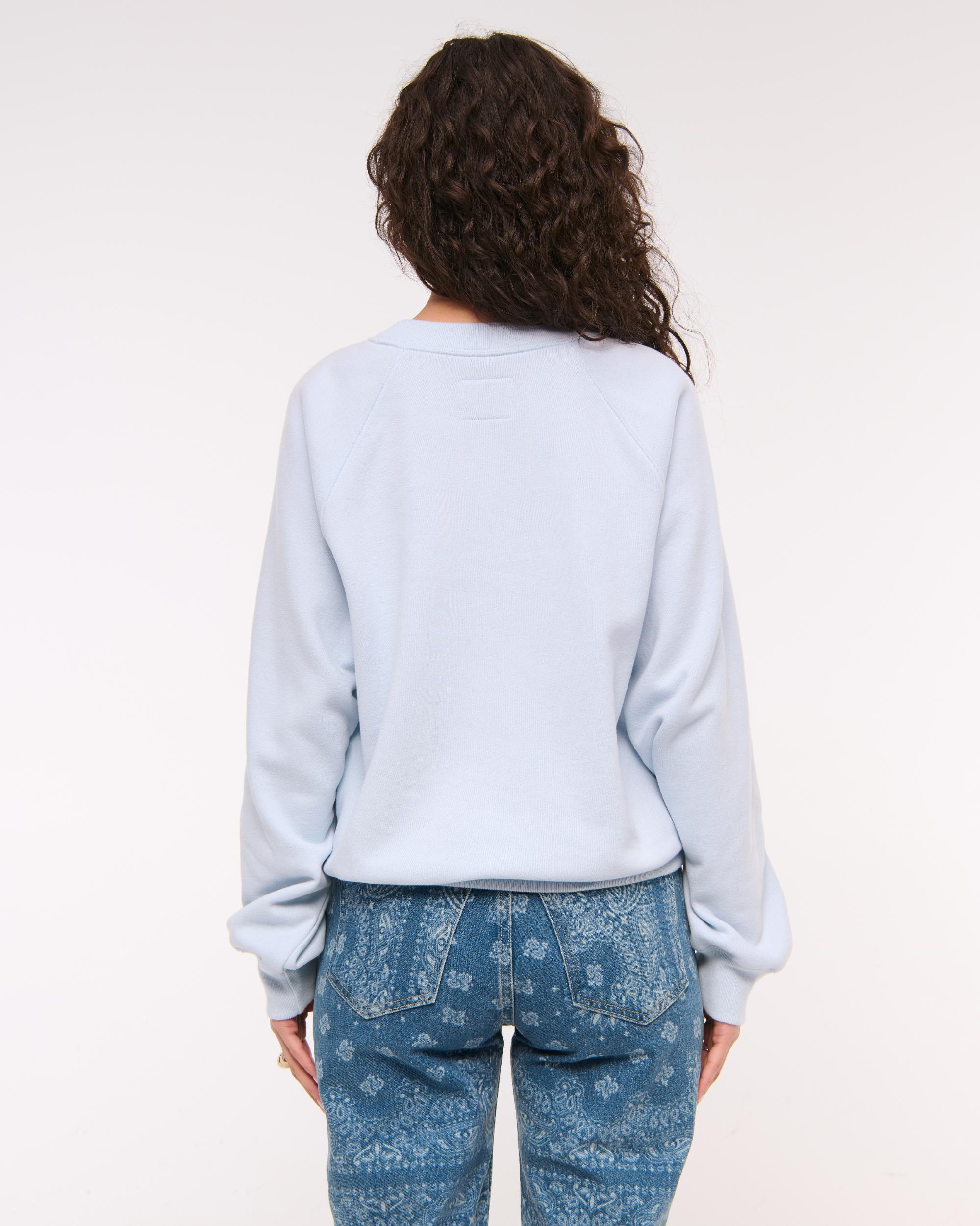 Essential Raglan Classic Sunday Crew Product Image