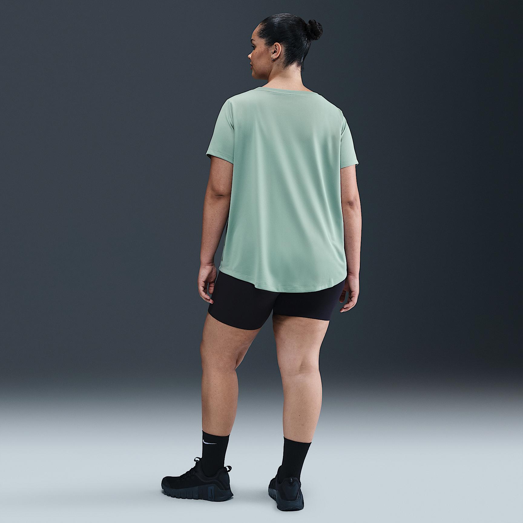 Nike Dri-FIT Women's T-Shirt (Plus Size) Product Image